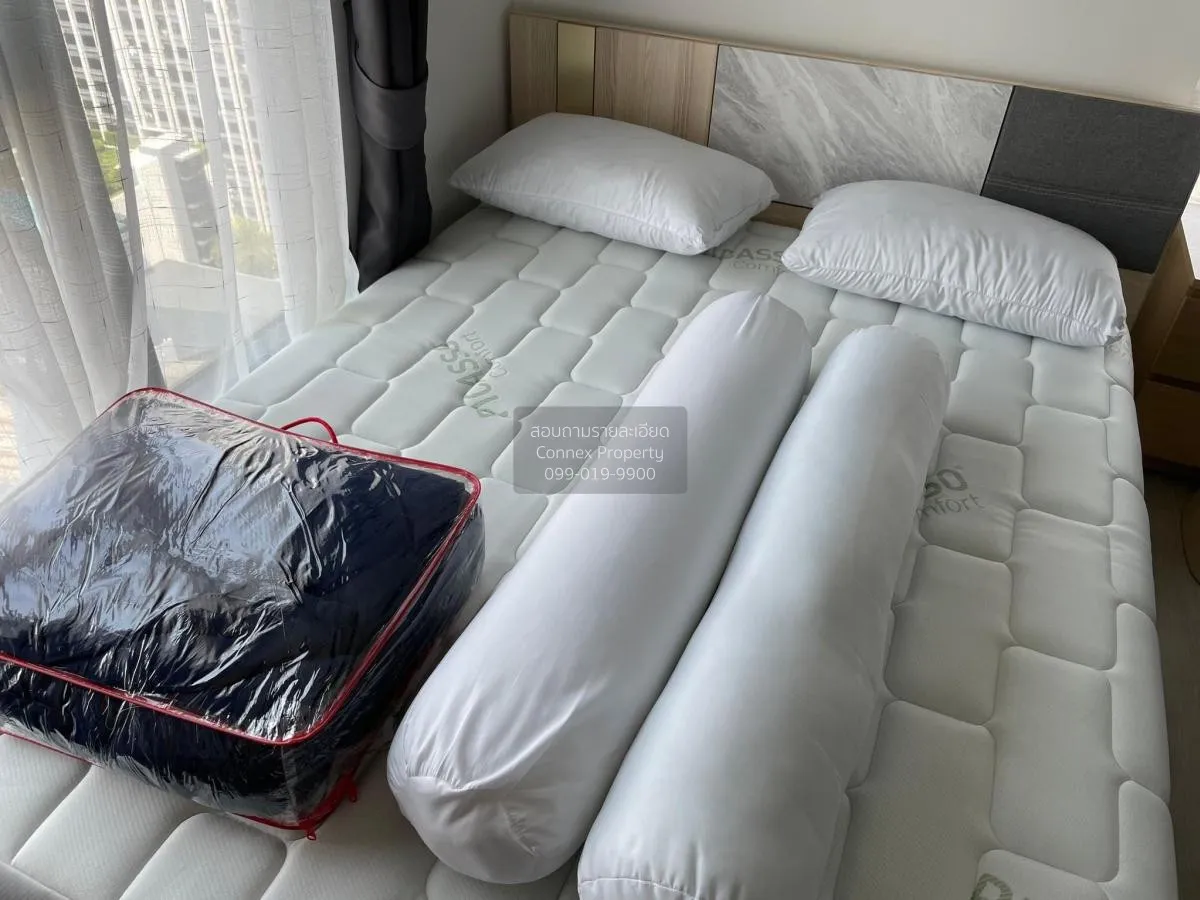 For Rent Condo , The Base Phetkasem , high floor , corner unit , 