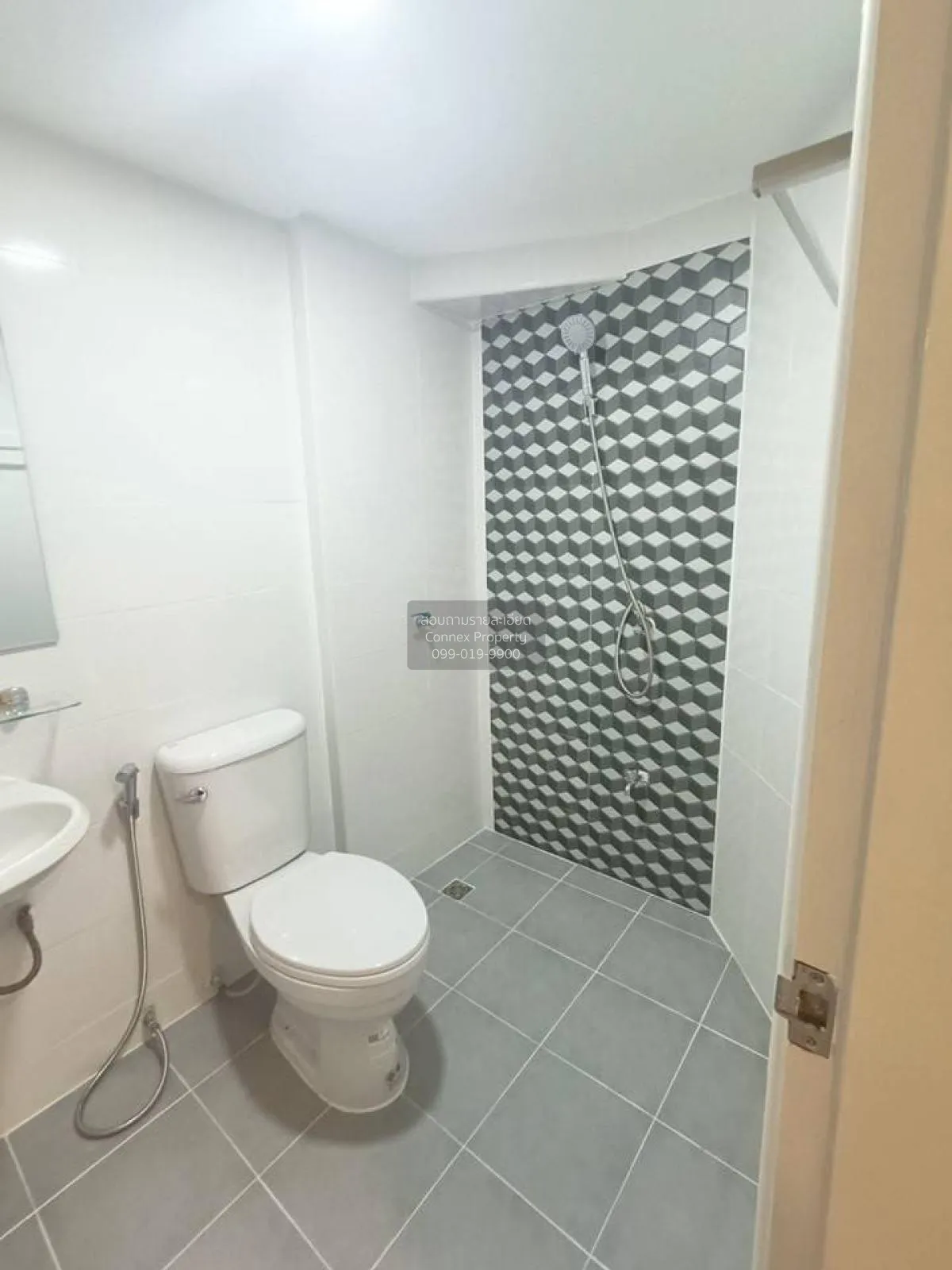 ขายทาวน์เฮ้าส์/ทาวน์โฮม  นันทนา การ์เด้น ท่าอิฐ บางรักน้อย เมืองน