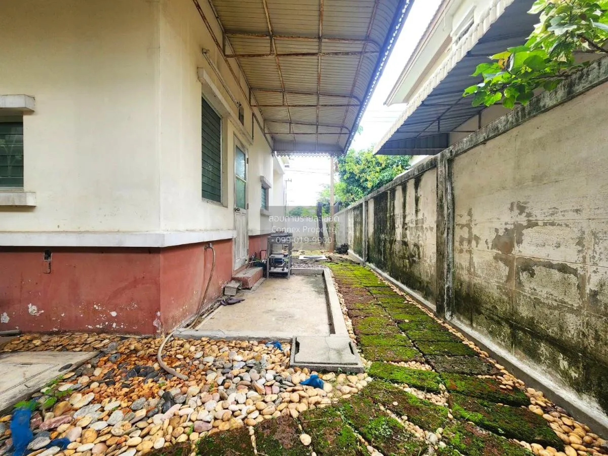 For Sale House , Parichat Village 345 , Bang Khu Wat , Mueang Pat