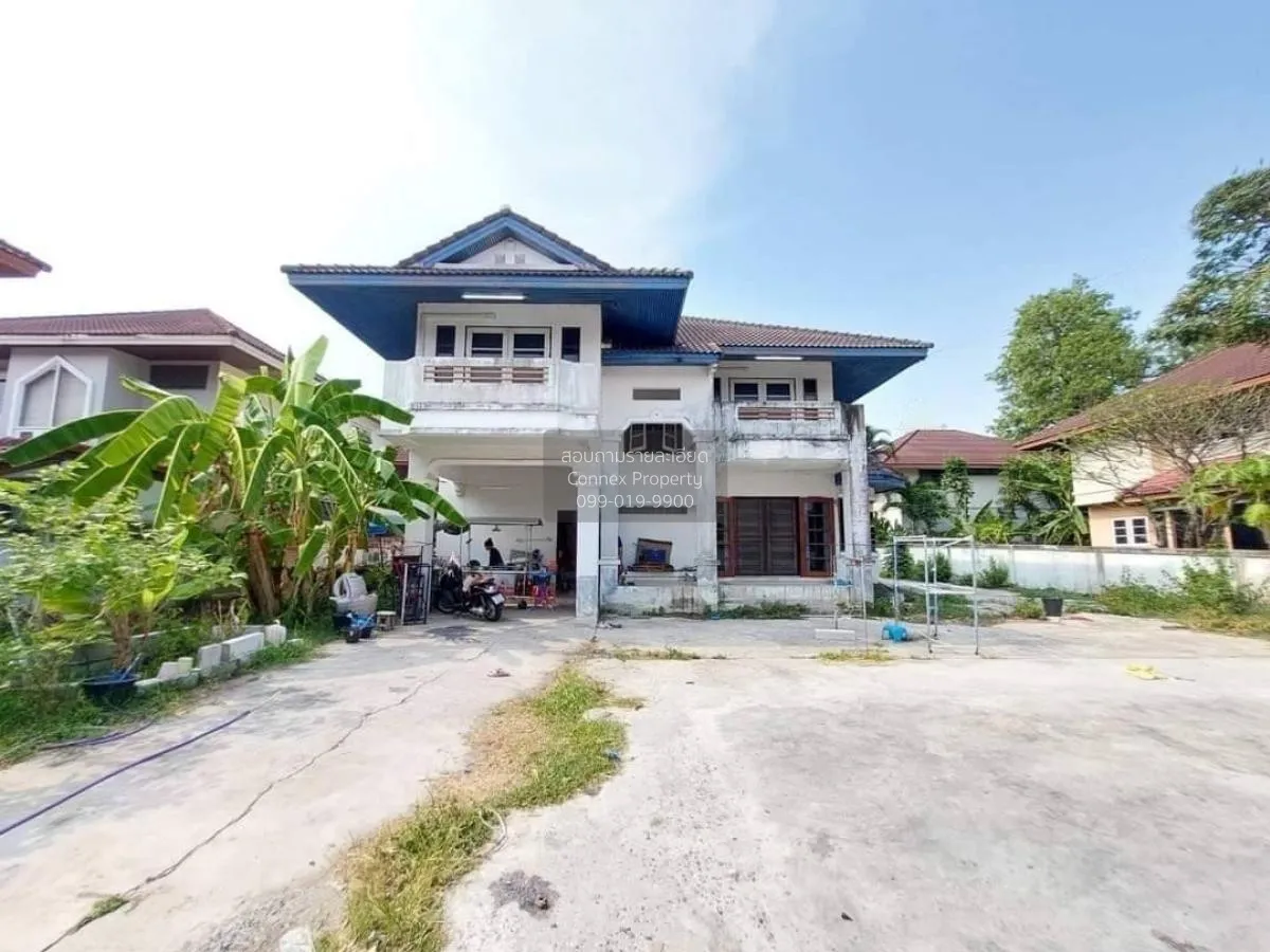 For Sale House , Baan Preecha Suwinthawong , wide frontage , Saen 1