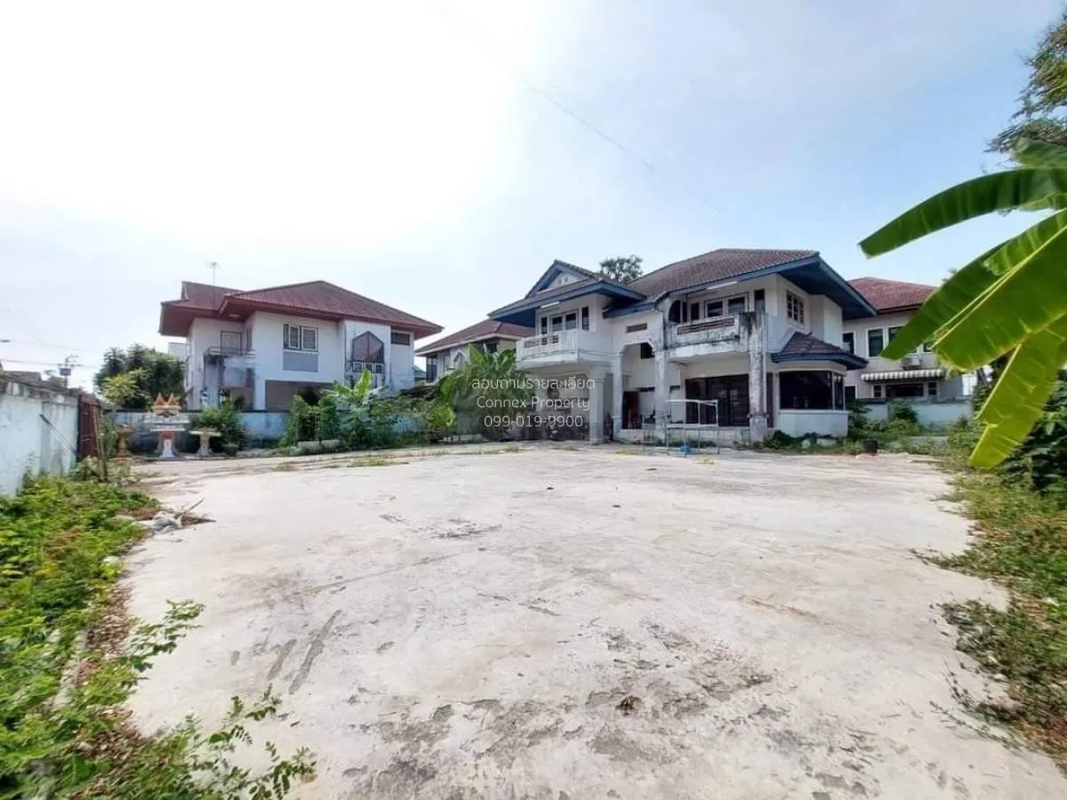 For Sale House , Baan Preecha Suwinthawong , wide frontage , Saen 2