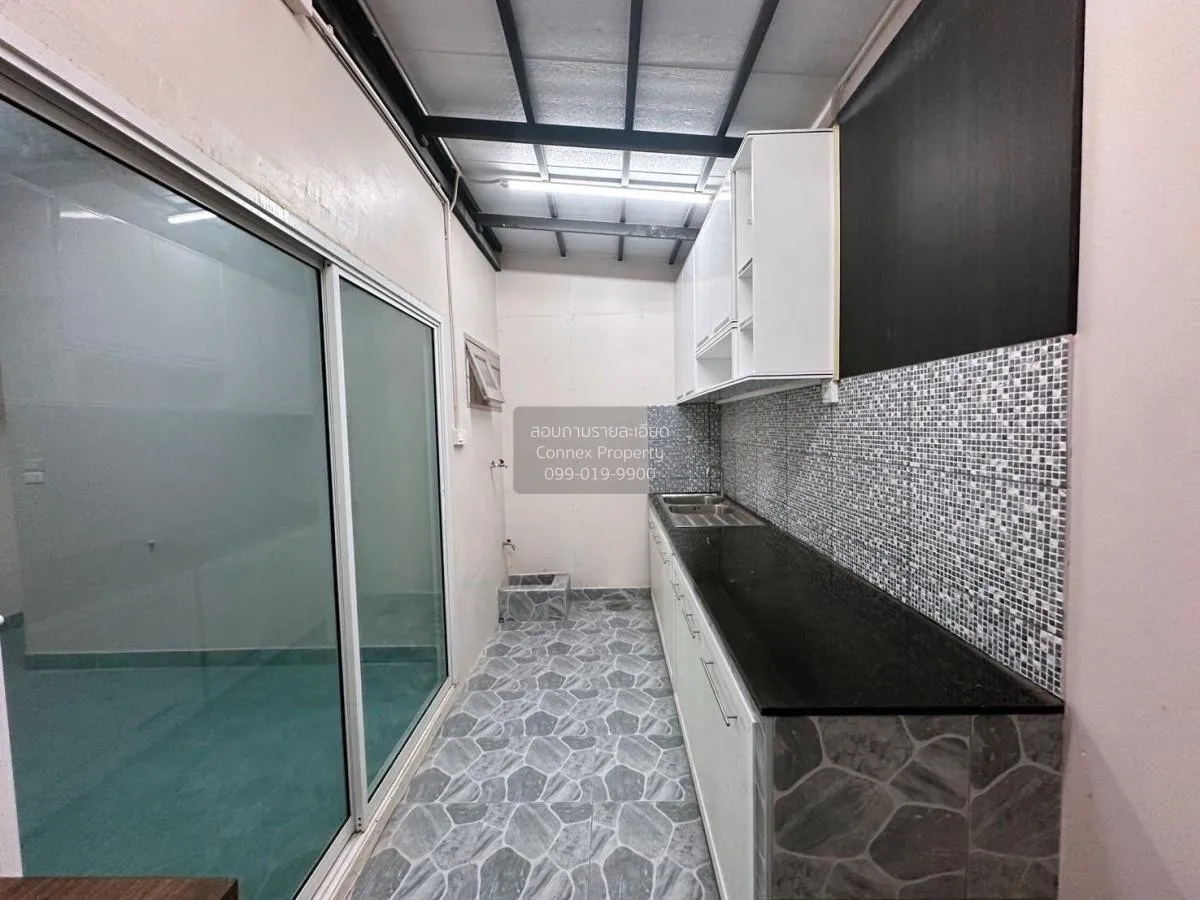 ขายทาวน์เฮ้าส์/ทาวน์โฮม  ดิเอมเมอรัลด์ พาร์ค 2 บางบัวทอง บางบัวทอ