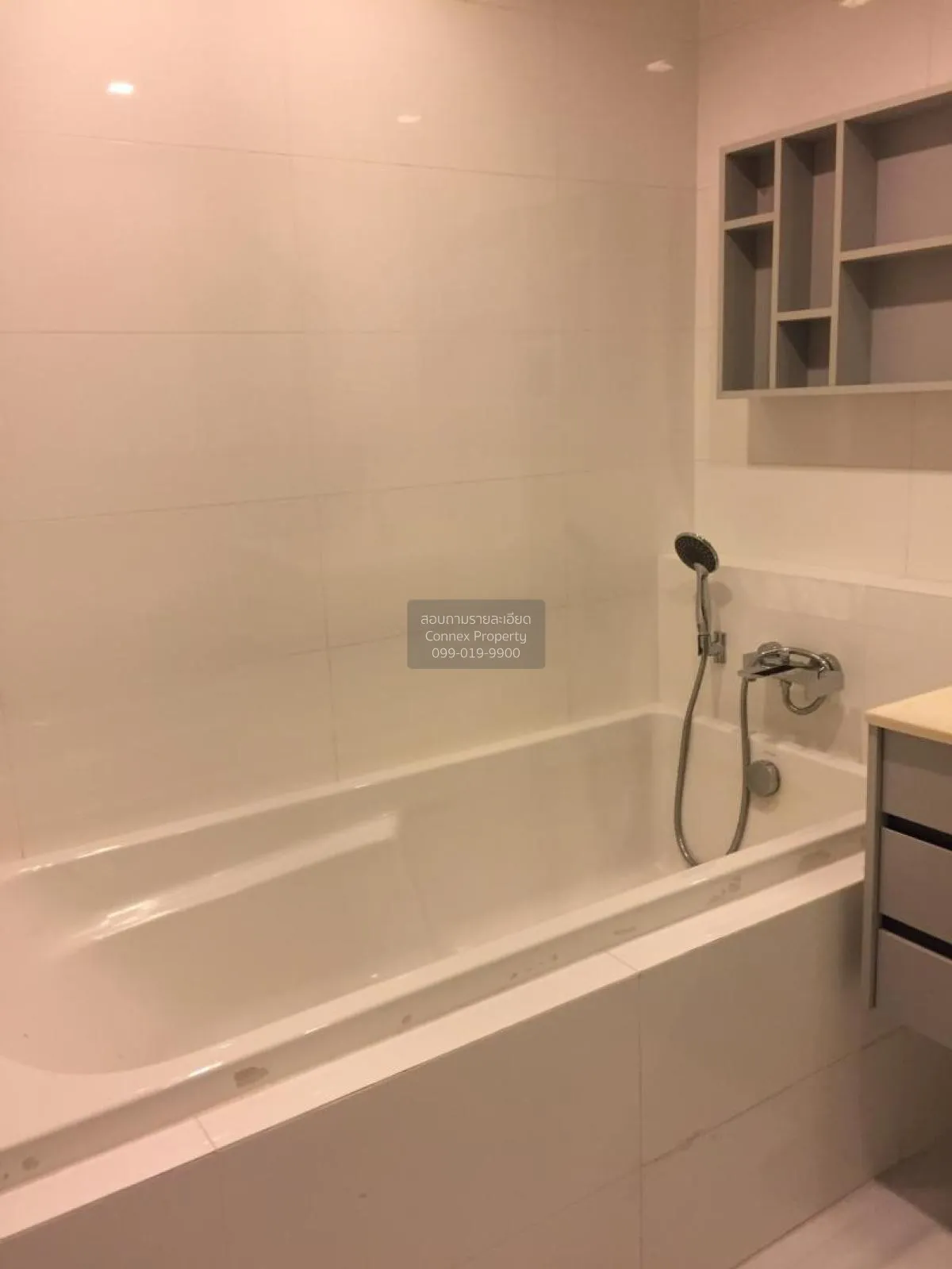 เช่าคอนโด  เอช คิว ทองหล่อ BTS-ทองหล่อ คลองตันเหนือ เขต วัฒนา กรุ