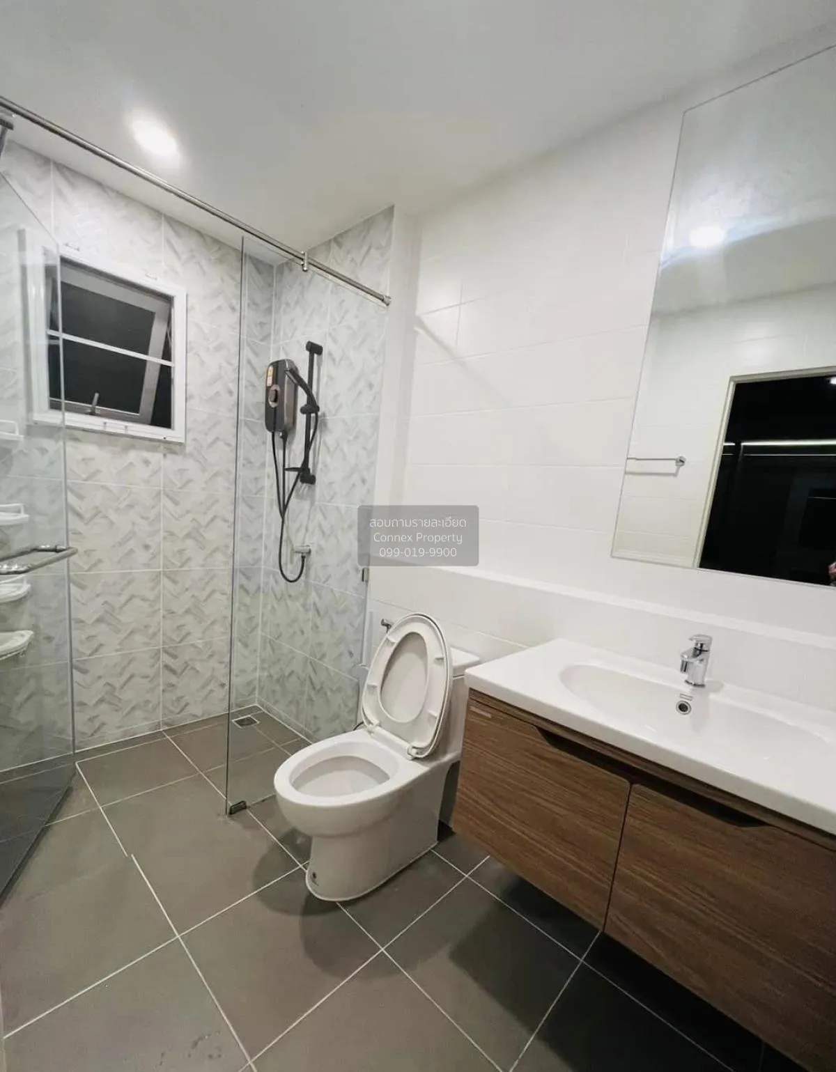 For Sale House ,  CENTRO Rama 9 - Krungthep Kreetha , Khlong Song