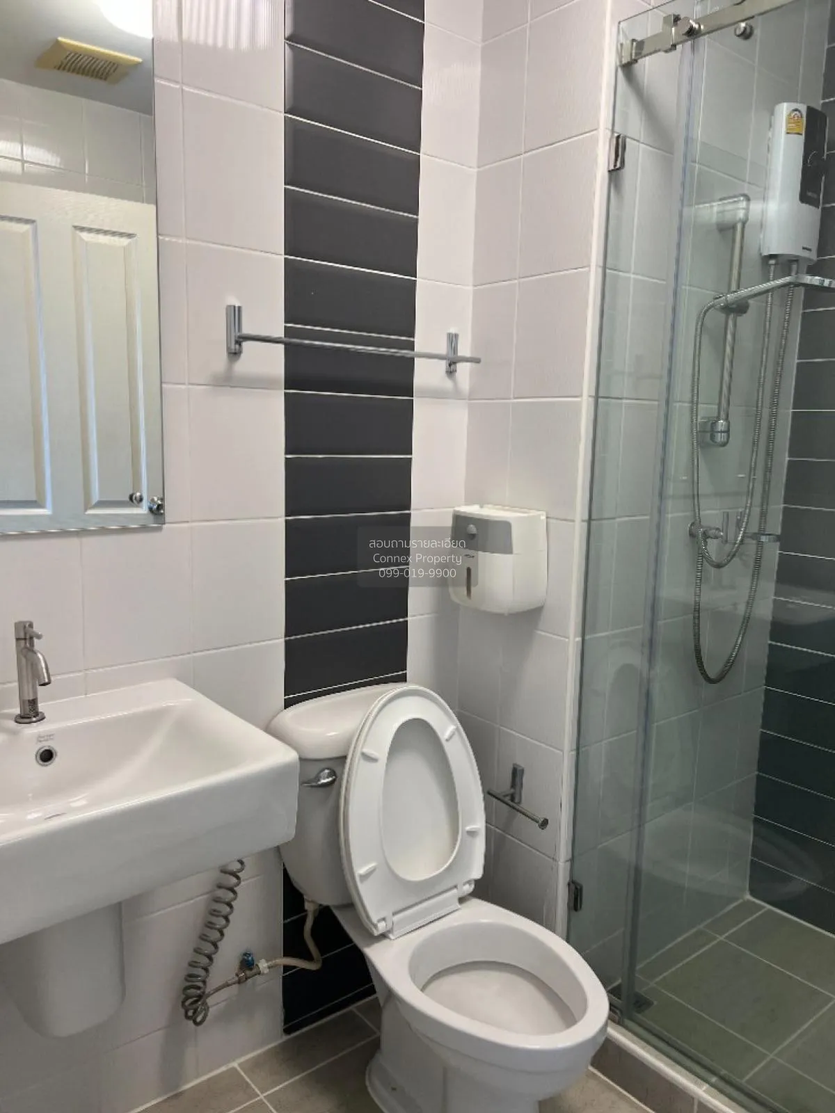 เช่าคอนโด  เดอะทรัสต์ เรสซิเดนท์ พระราม 3 ช่องนนทรี เขต ยานนาวา ก