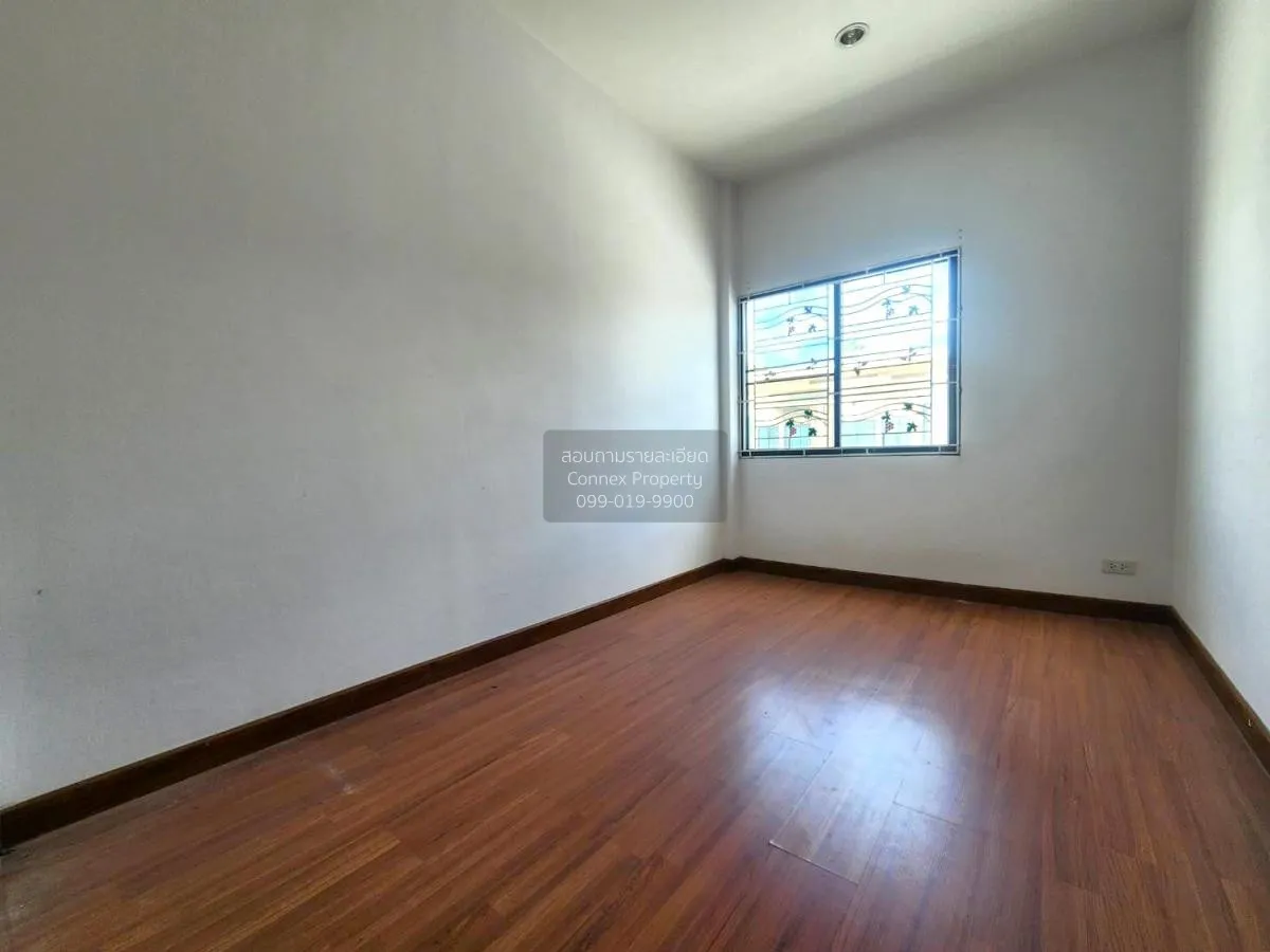 ขายทาวน์เฮ้าส์/ทาวน์โฮม  ภูสิริ หนองไม้แดง หนองไม้แดง เมืองชลบุรี