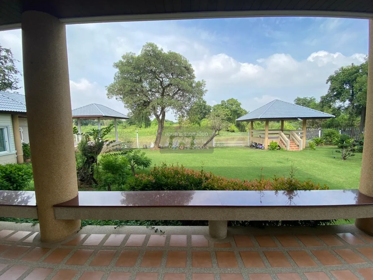 For Sale Single house, 2 floors, large house, next to the Chao Ph