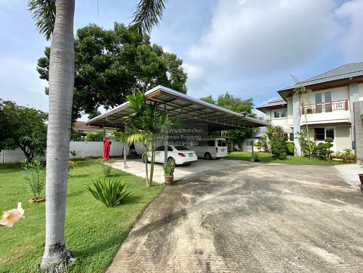 For Sale Single house, 2 floors, large house, next to the Chao Ph