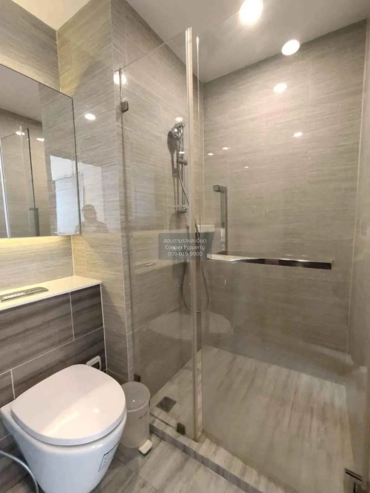For Rent Condo , Whizdom Essence , BTS-Punnawithi , Phra Khanong 