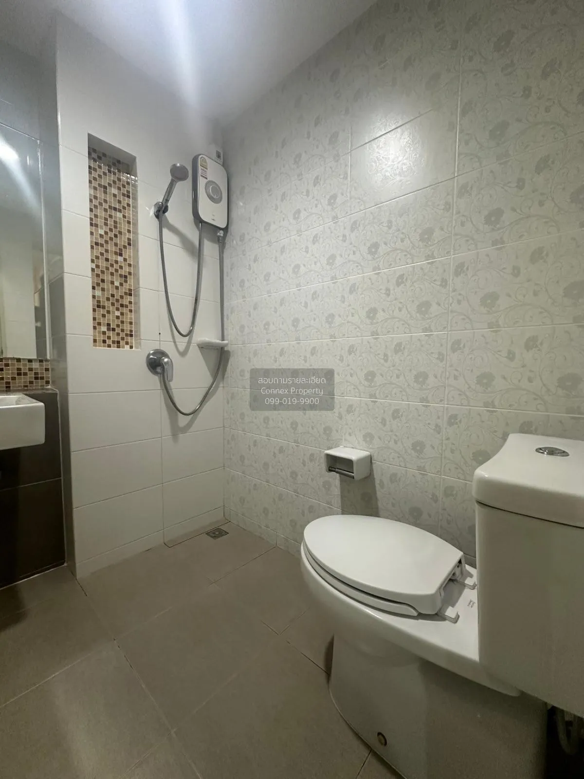 For Sale Townhouse/Townhome  , IFIELD BANGNA , Dok Mai , Prawet ,