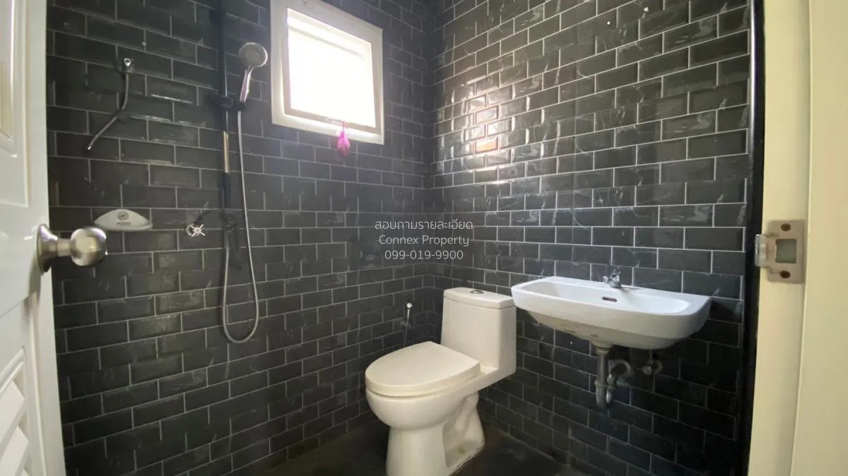 For Sale House , Pruksa Village 2 Wongwaen-Rangsit , Lam Phak Kut