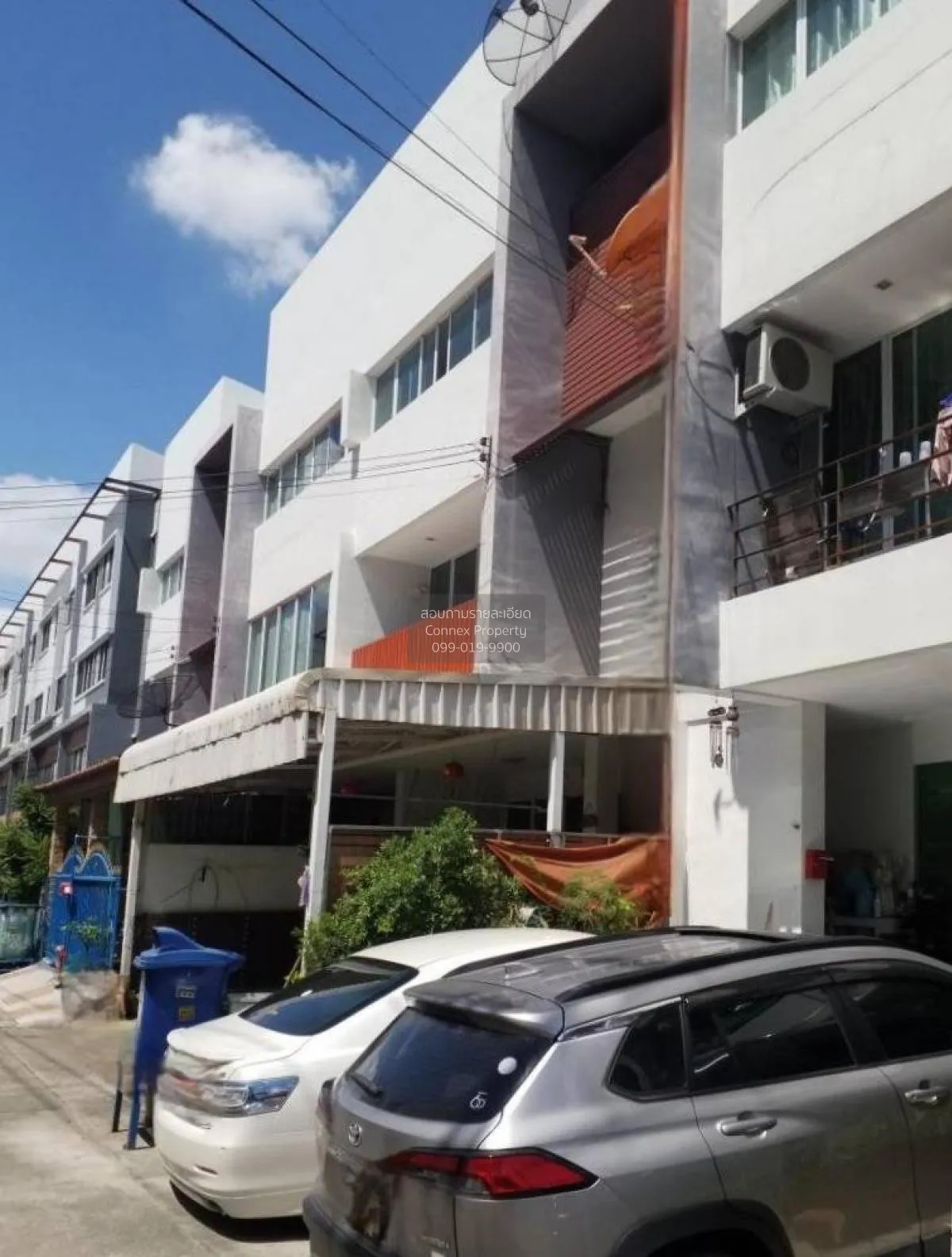 For Sale Townhouse/Townhome  , Business Town Theparak , Bang Sao  2
