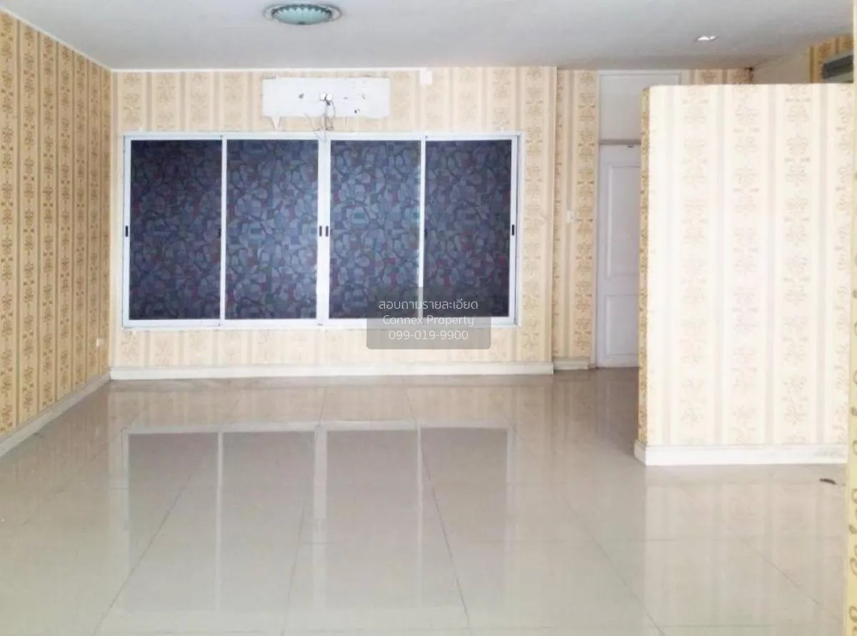 For Sale Townhouse/Townhome  , Business Town Theparak , Bang Sao  4