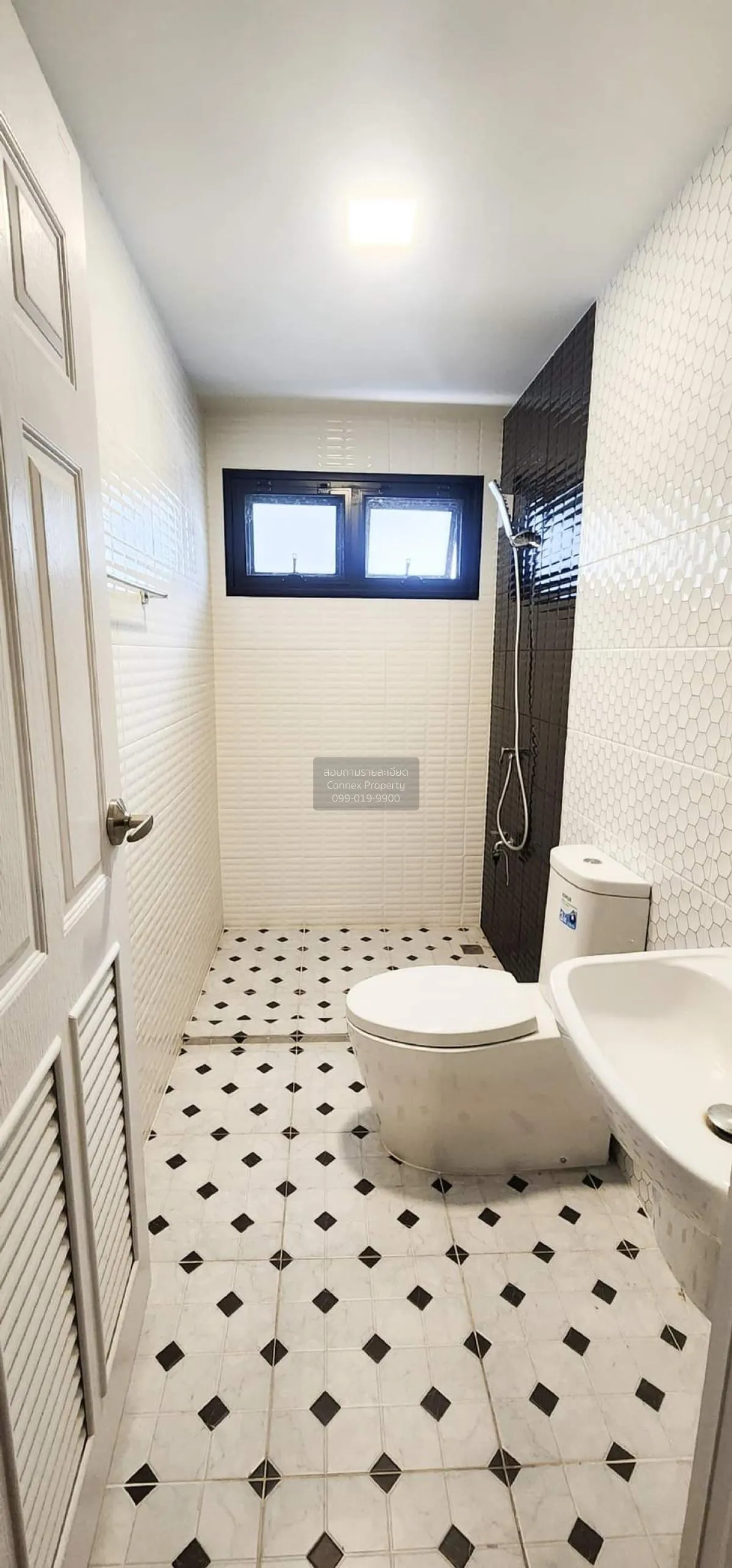 ขายบ้าน  บ้านวัฒกาญจน์ ไทรม้า เมืองนนทบุรี นนทบุรี CX-101960