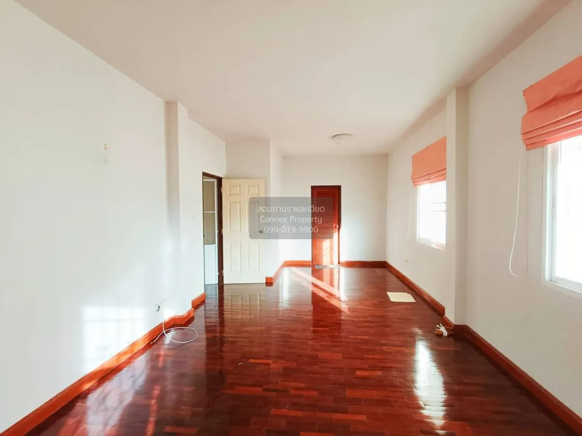 For Sale House , Baan Narawadee , Krathum Lom , Sam Phran , Nakho