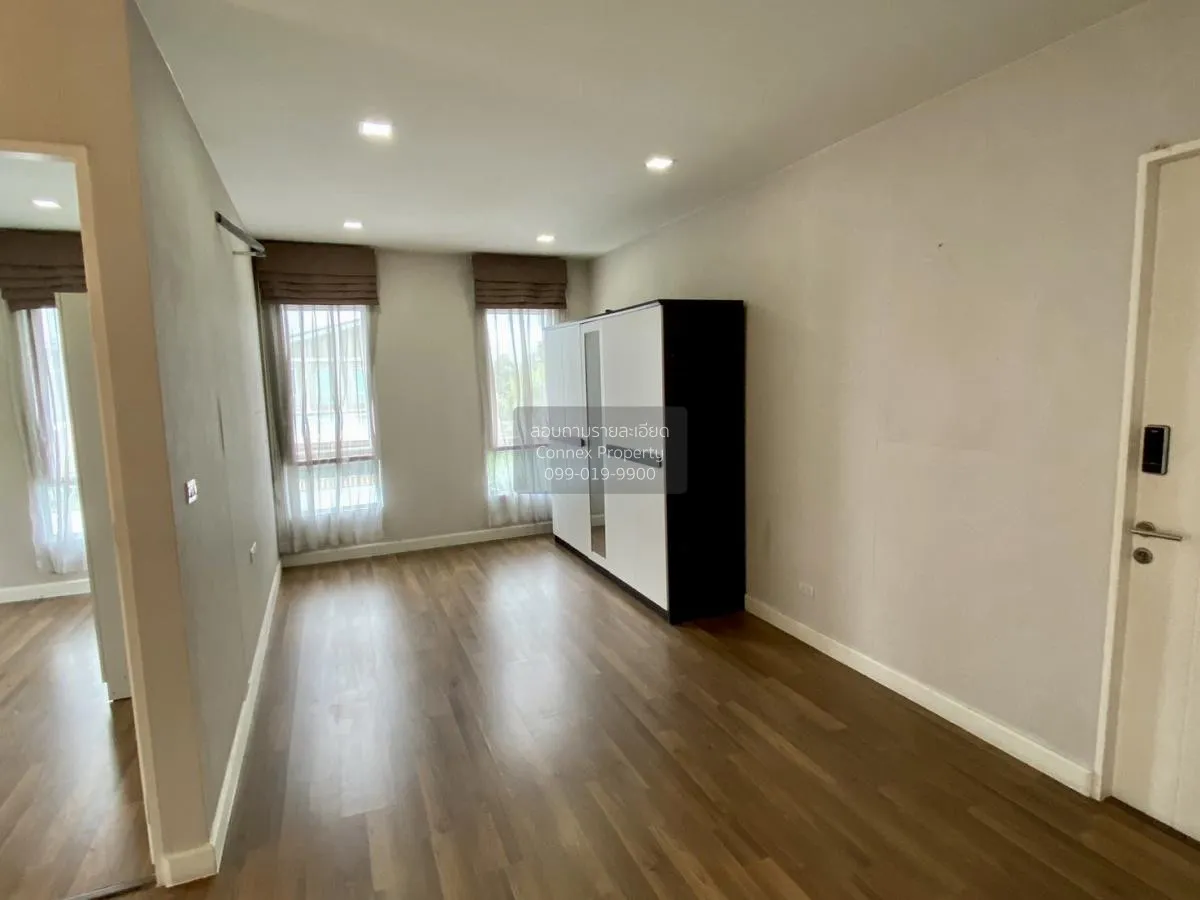 For Sale House , Habitia Motive Panyainthra , Sam Wa Tawan Tok , 