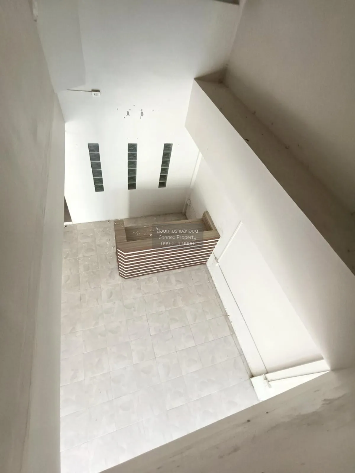 For Sale Commercial Building  3 Floors  Krabi , Pak Nam , Mueang 