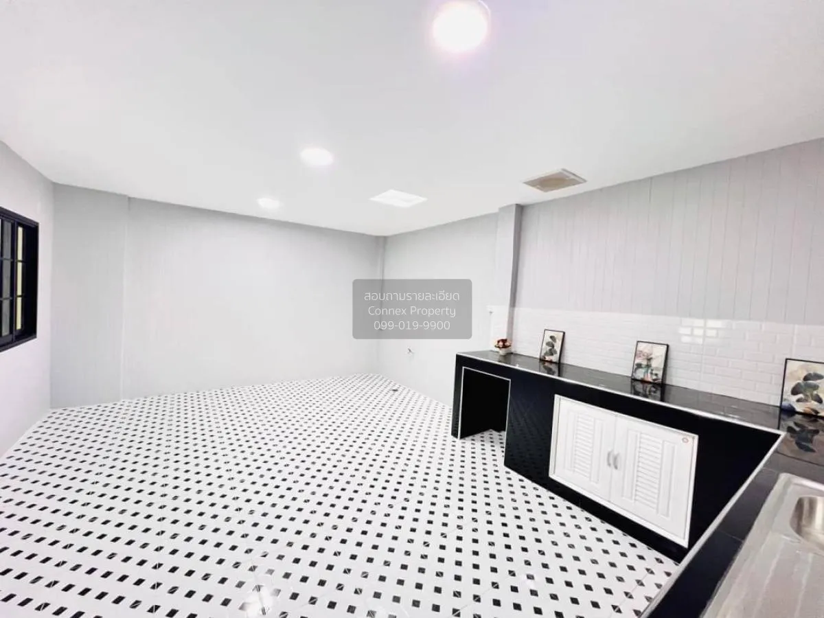 For Sale Townhouse/Townhome  , Baan Monrada 2 , newly renovated ,