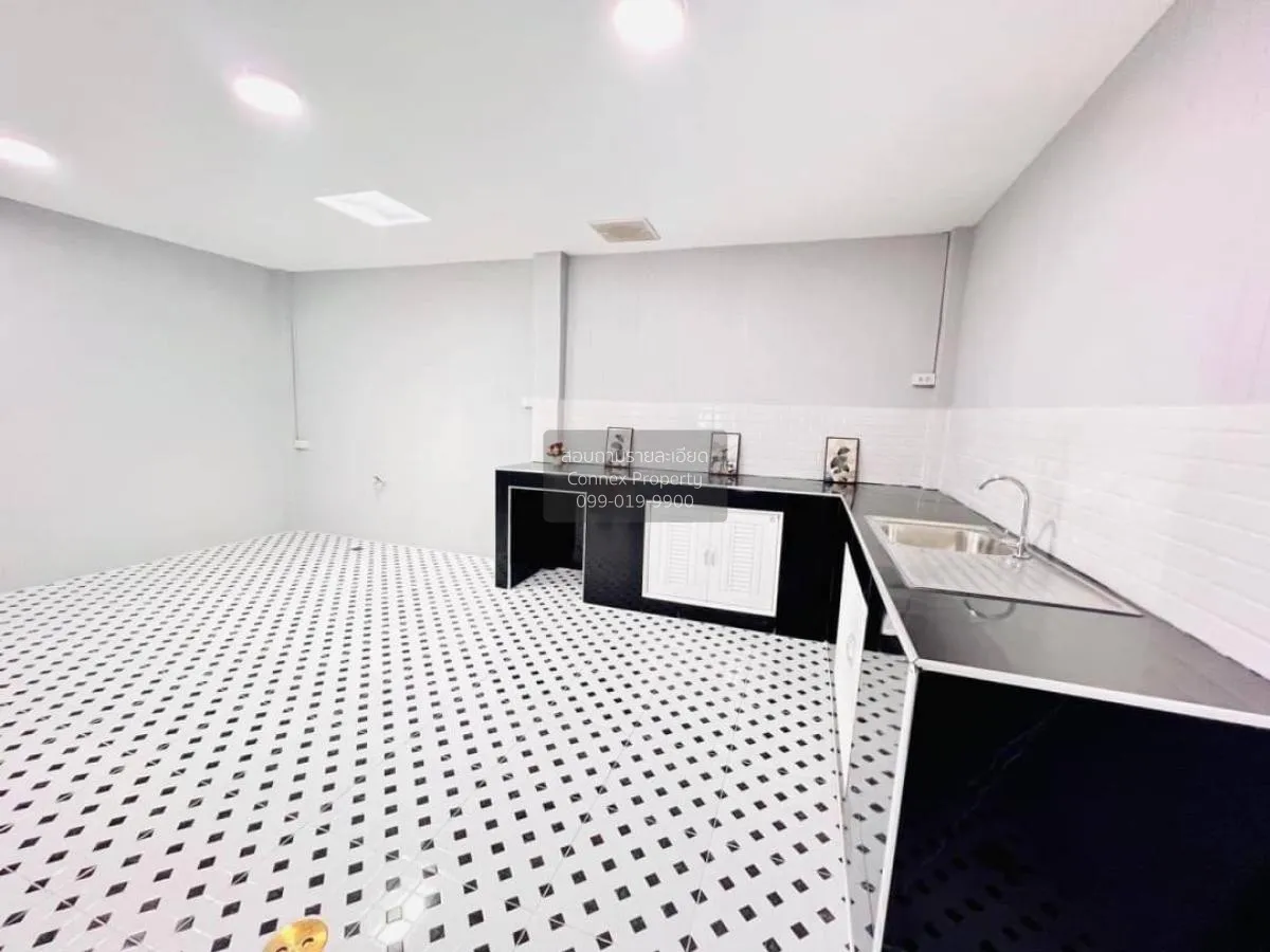 For Sale Townhouse/Townhome  , Baan Monrada 2 , newly renovated ,