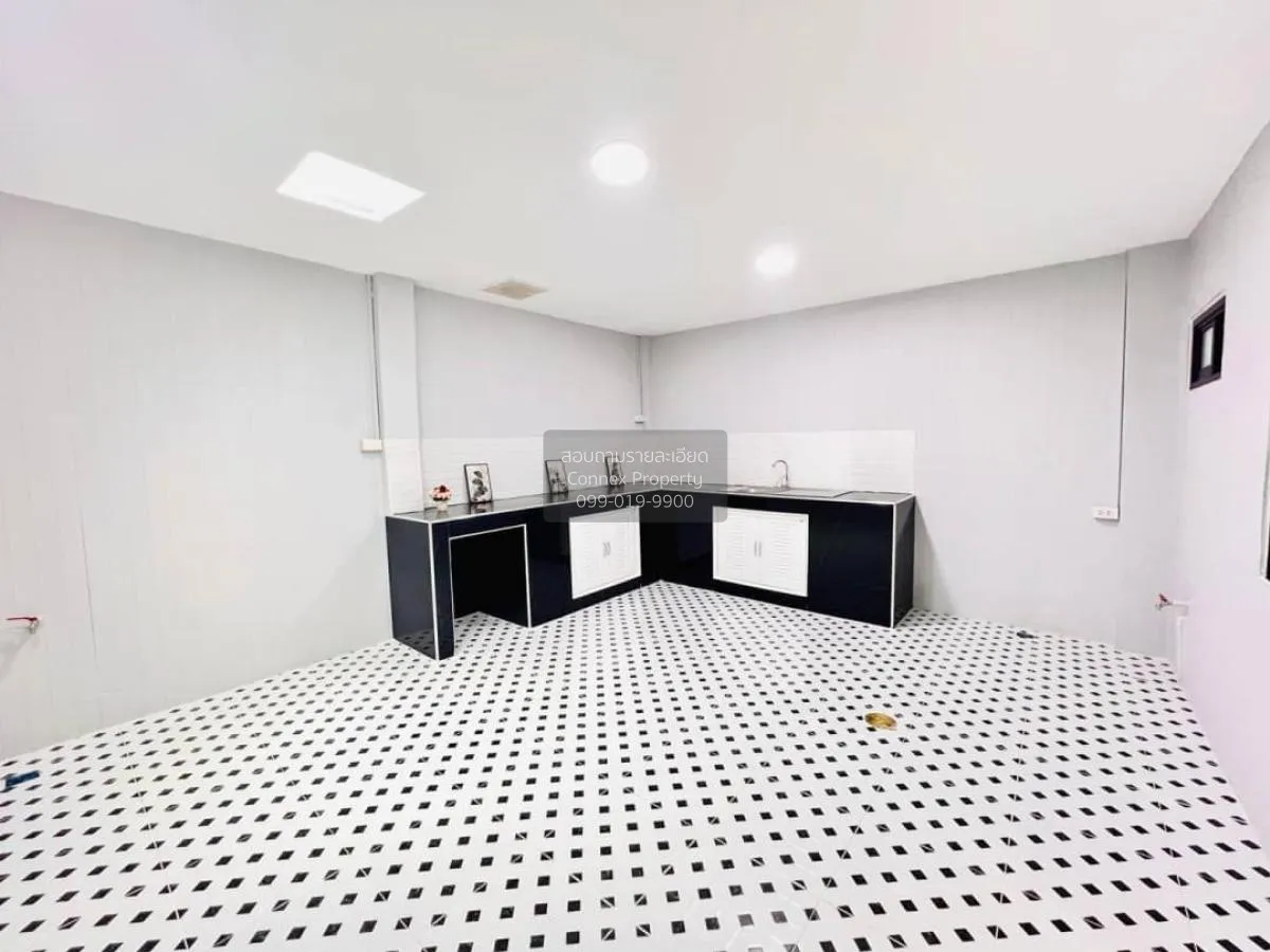 For Sale Townhouse/Townhome  , Baan Monrada 2 , newly renovated ,