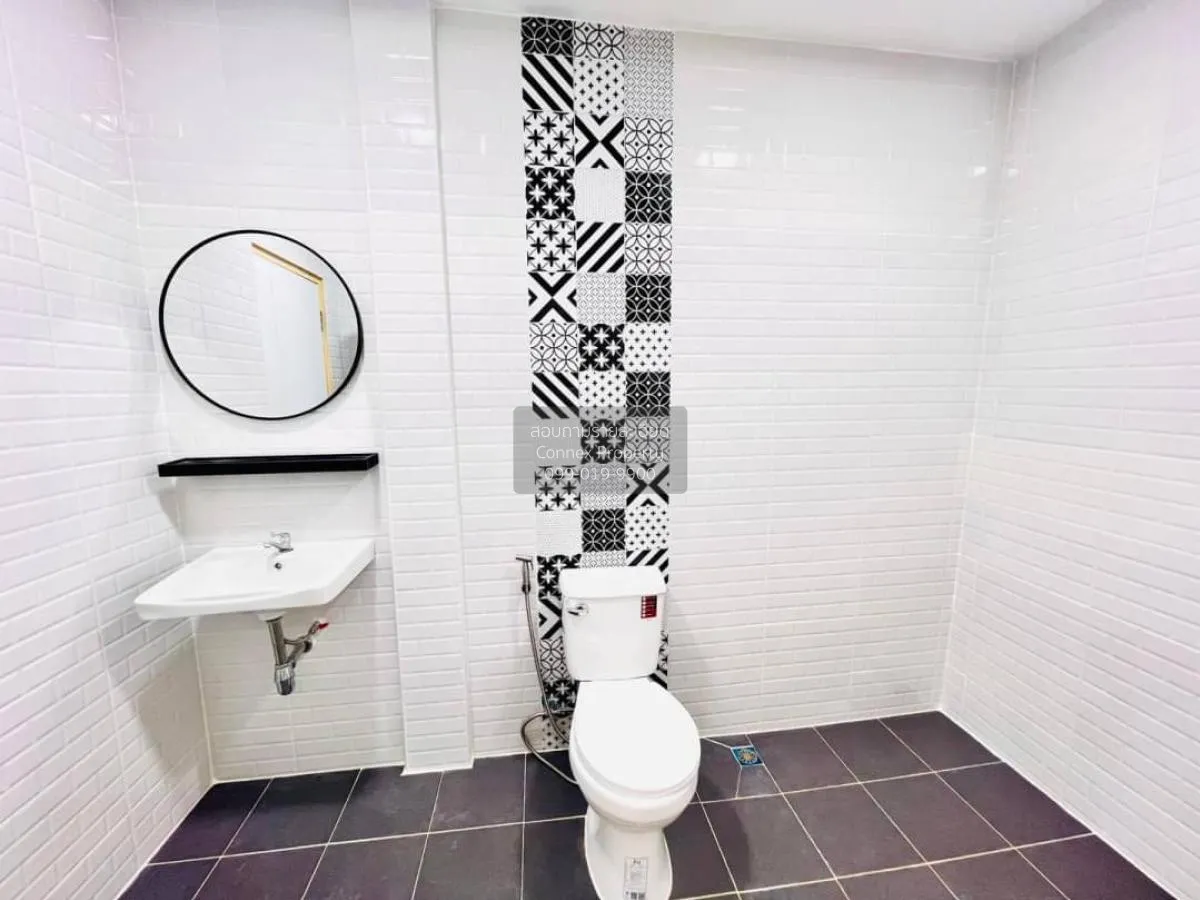 For Sale Townhouse/Townhome  , Baan Monrada 2 , newly renovated ,