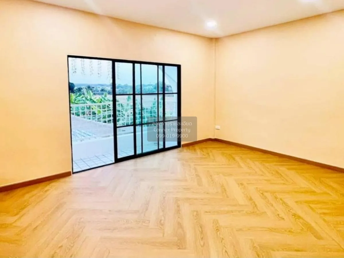 For Sale Townhouse/Townhome  , Baan Manawadee , corner unit , new