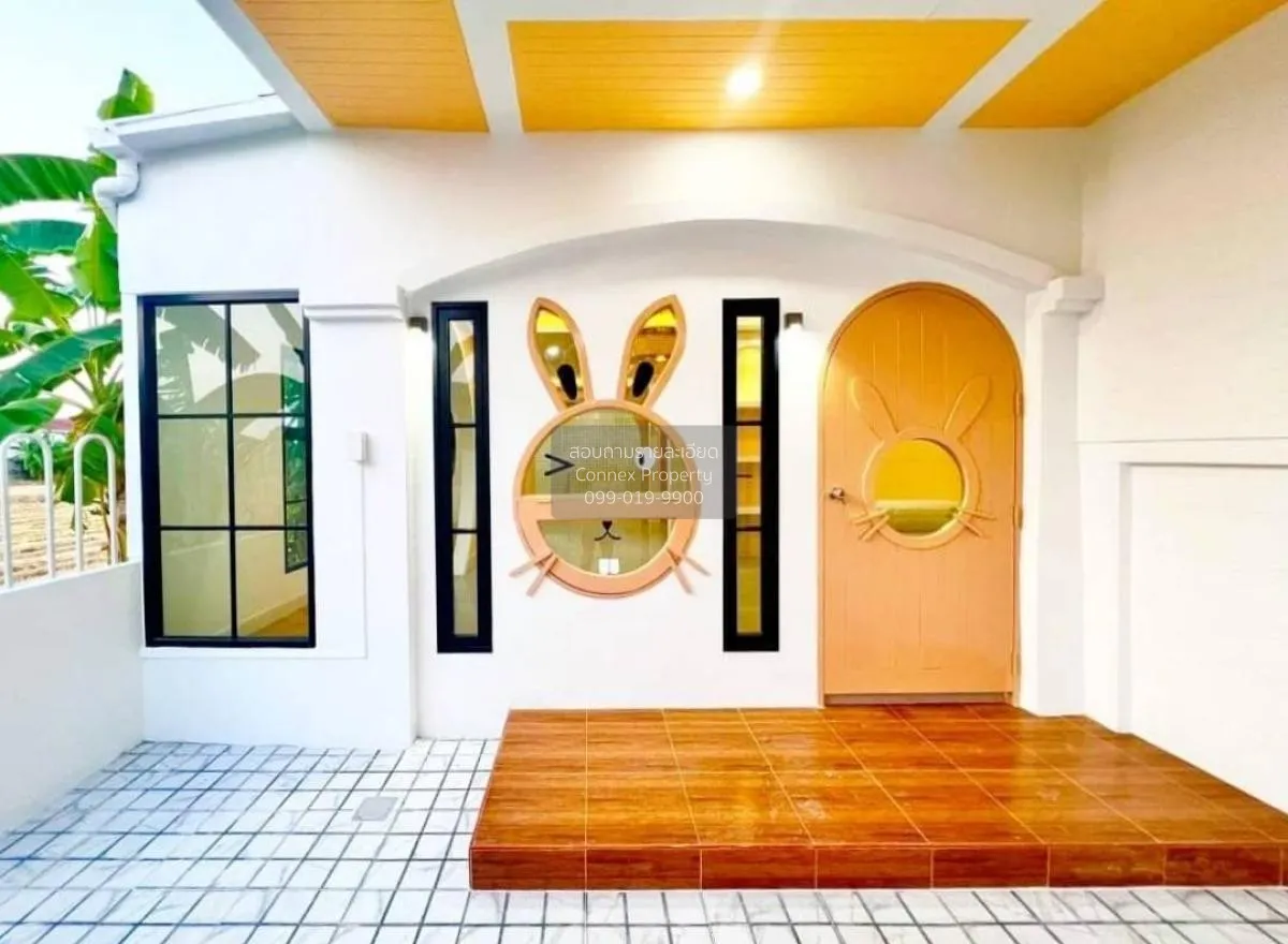 For Sale Townhouse/Townhome  , Baan Manawadee , corner unit , new 3