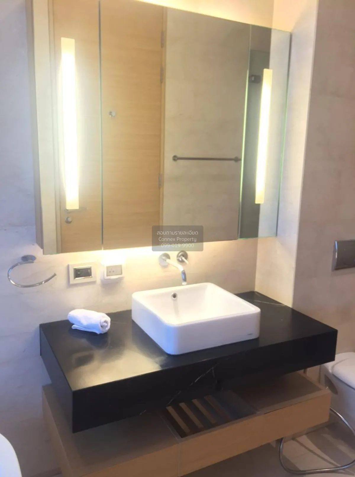 ขายคอนโด  ศาลาแดง เรสซิเดนซ์ BTS-ศาลาแดง สีลม เขต บางรัก กรุงเทพ 