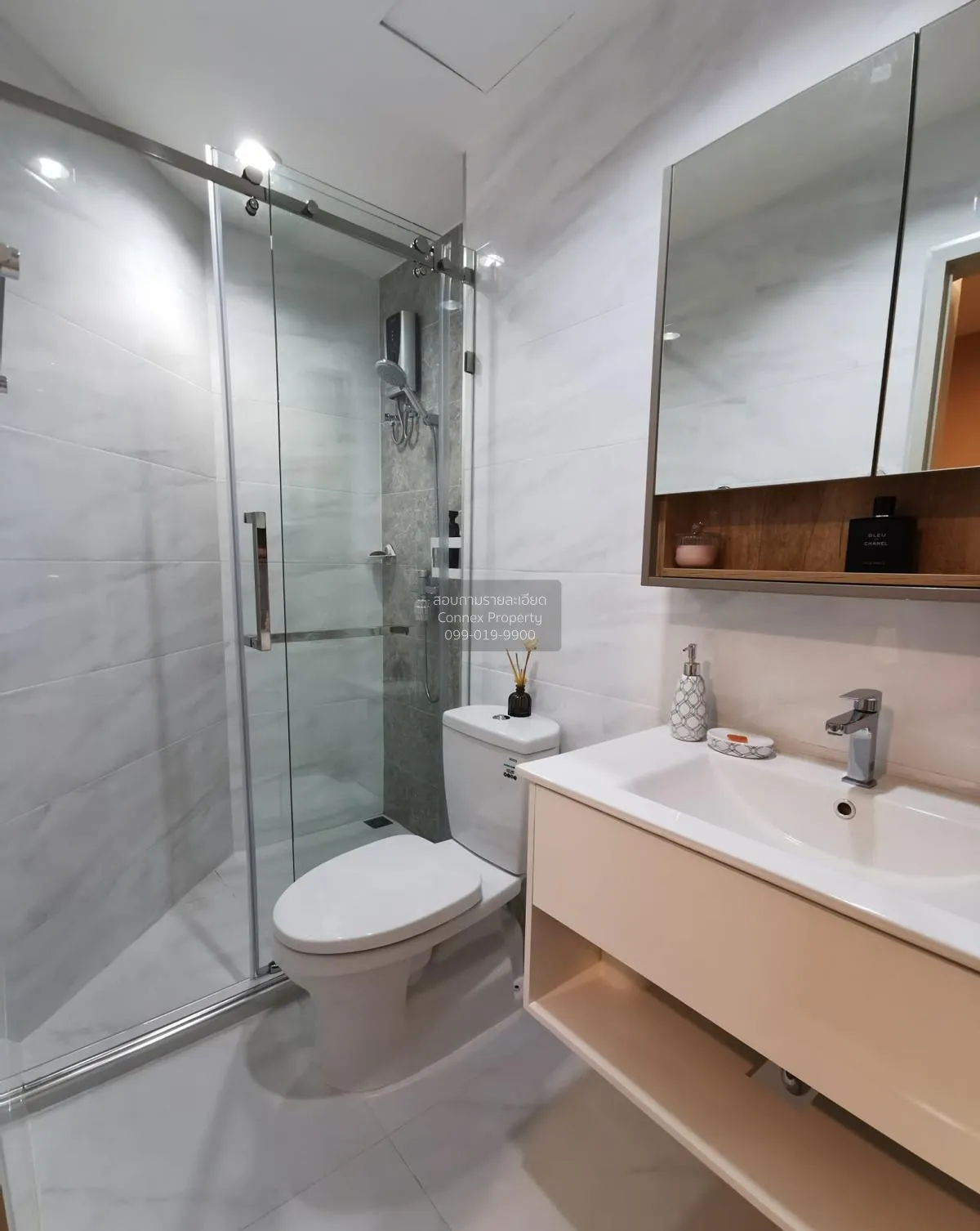 ขายคอนโด  ไลฟ์ แอท สาทร 10 BTS-ช่องนนทรี สีลม เขต บางรัก กรุงเทพ 