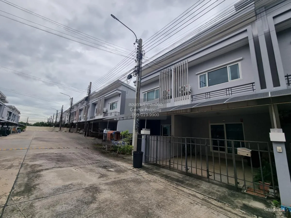 ขายทาวน์เฮ้าส์/ทาวน์โฮม  ดิ เอ็กซ์คลูซีฟ วงแหวน รามอินทรา  MRT-คู 2