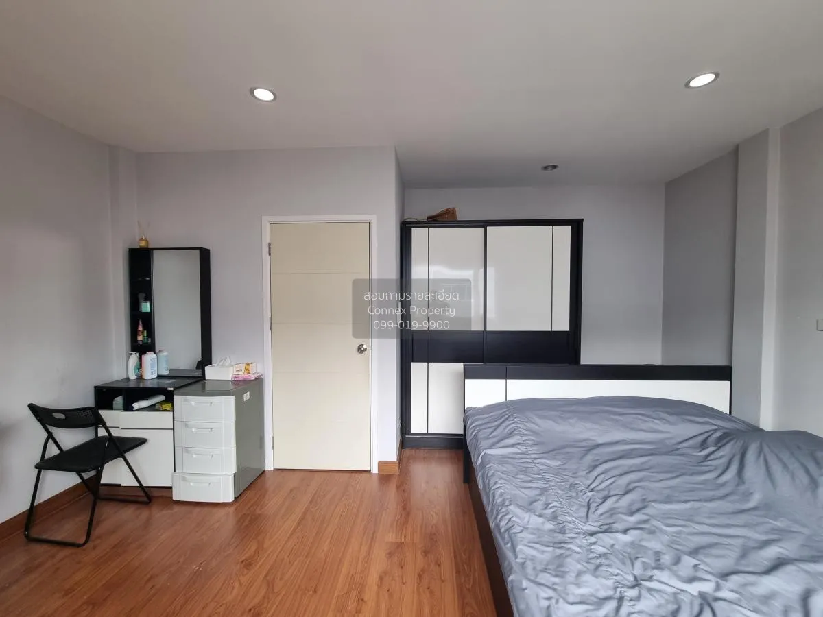 ขายทาวน์เฮ้าส์/ทาวน์โฮม  ดิ เอ็กซ์คลูซีฟ วงแหวน รามอินทรา  MRT-คู