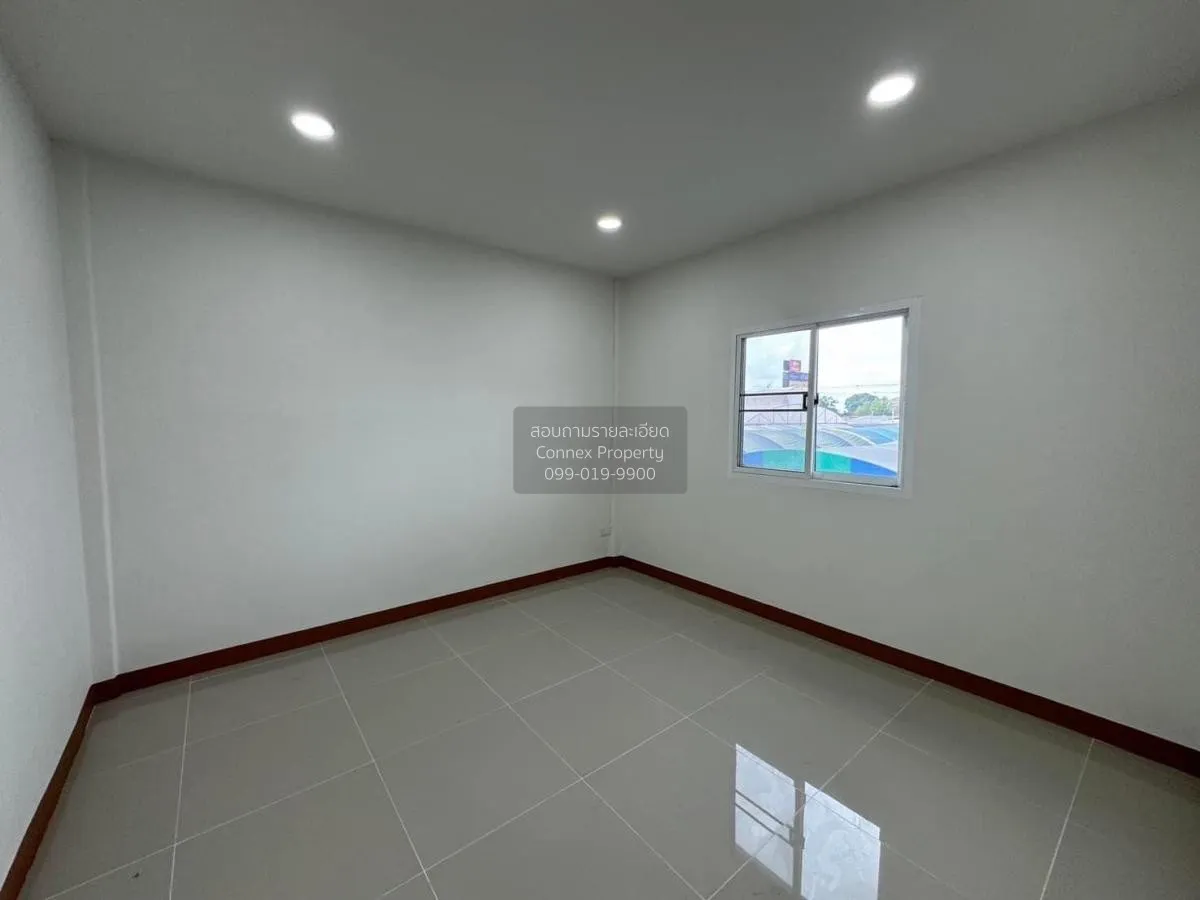 For Sale Townhouse/Townhome  , Baan Yu Charoen 3 , BTS-Khu Khot ,