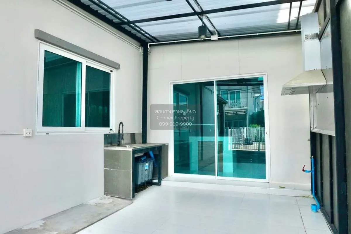 ขายทาวน์เฮ้าส์/ทาวน์โฮม  เดอะ มิราเคิล เพชรเกษม 63 โครงการ 3 ห้อง