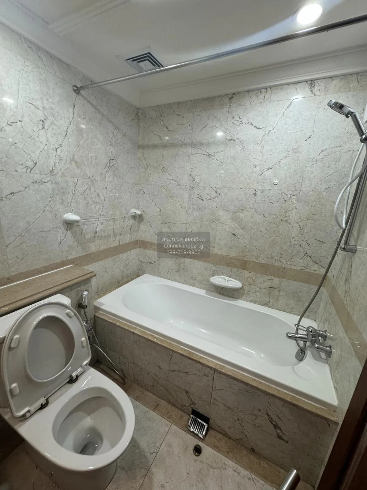 For Rent Condo , All Seasons Mansion , BTS-Phloen Chit , Lumpini 