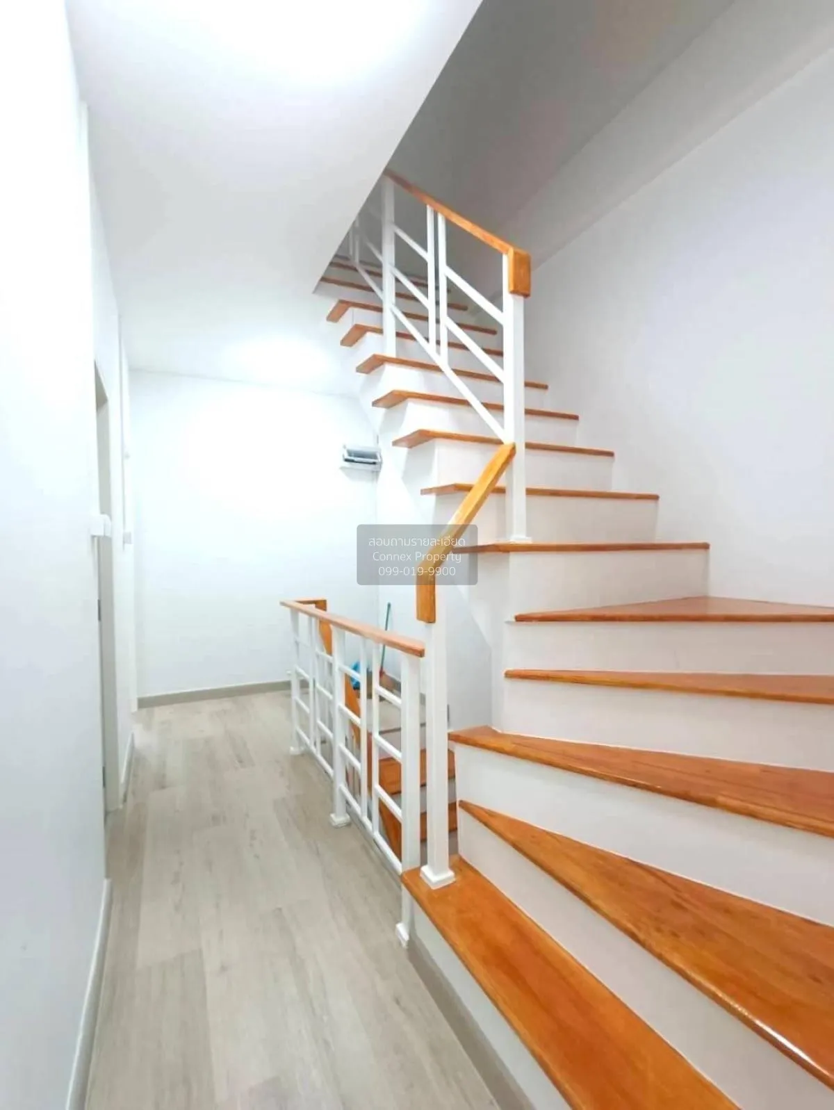 For Sale Townhouse/Townhome  , Baan Romruen Ville , newly renovat