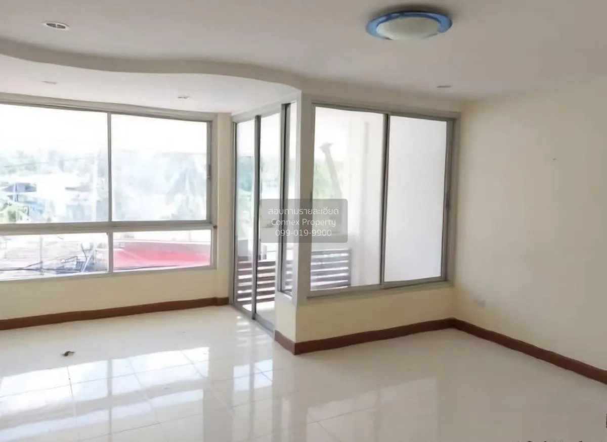 For Sale Commercial Building  3 Floors , Bophut , Ko Samui , Bo P