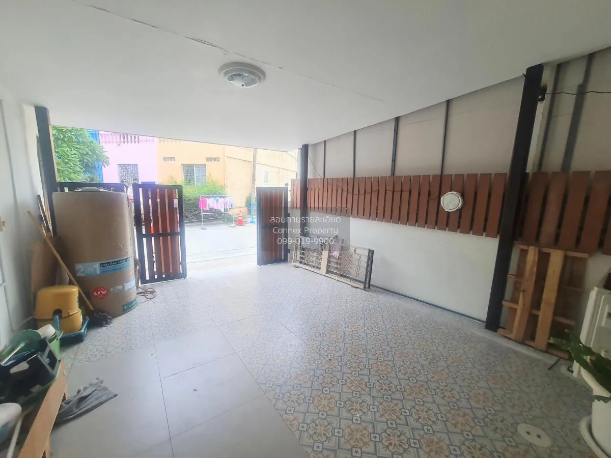 For Sale Townhouse/Townhome  , Lalinthong Srinakarin , newly reno 3