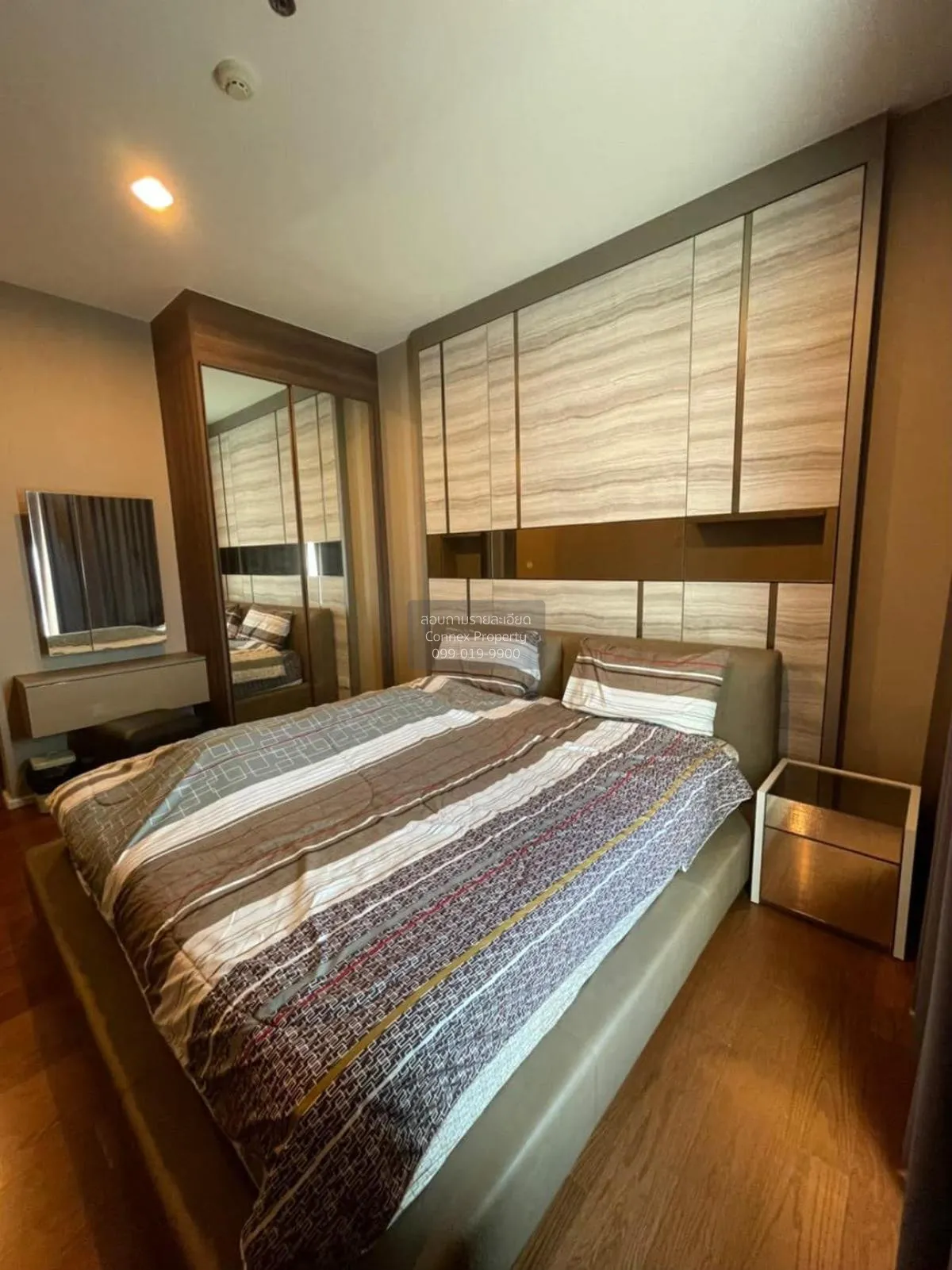 For Rent Condo , Menam Residences , BTS-Saphan Taksin , Wat Phray