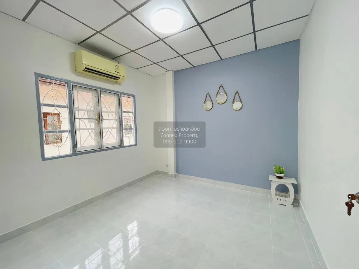 For Sale Townhouse/Townhome  , Baan Thepharak Km. 25 , Bang Phria