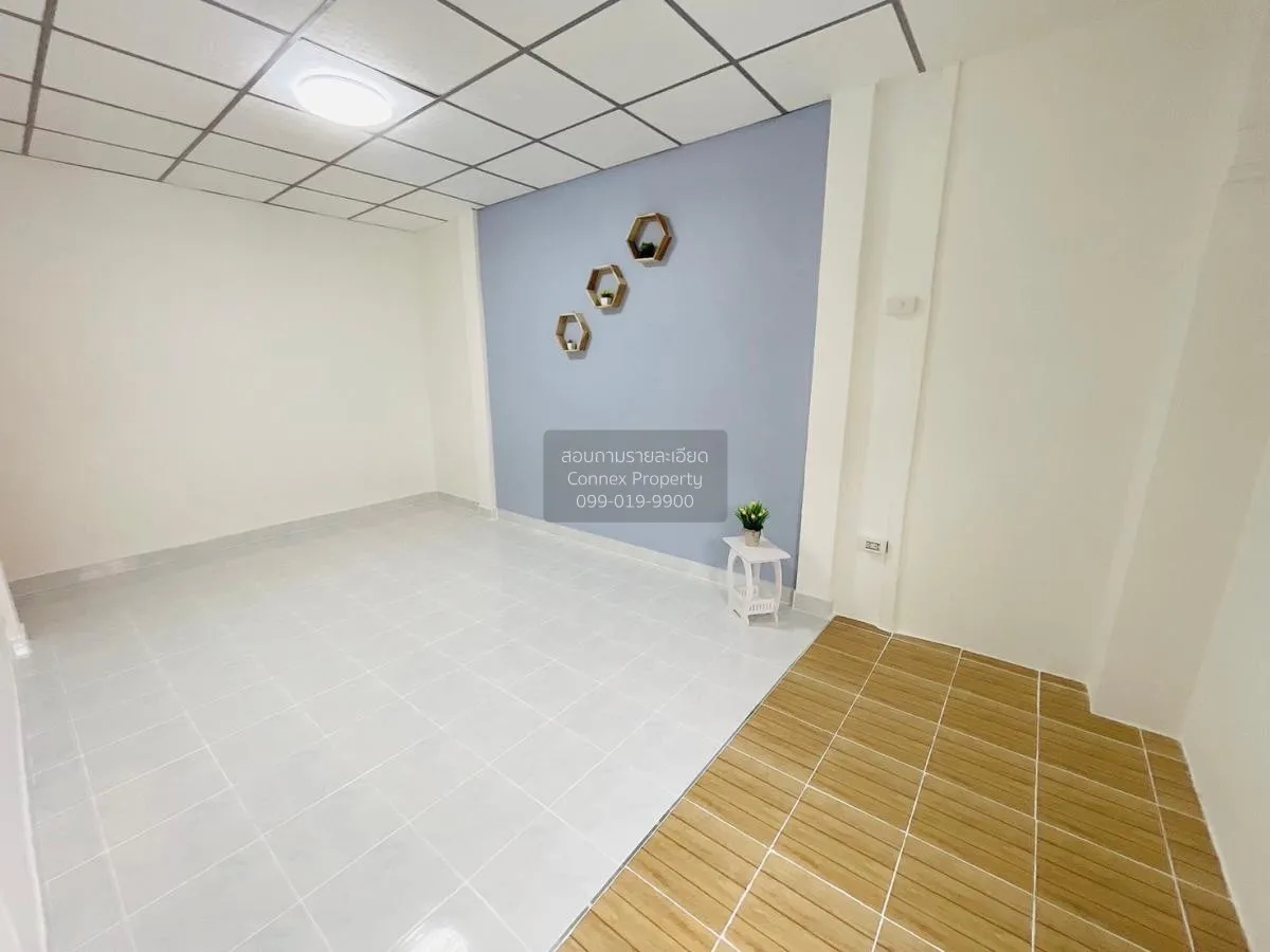 For Sale Townhouse/Townhome  , Baan Thepharak Km. 25 , Bang Phria