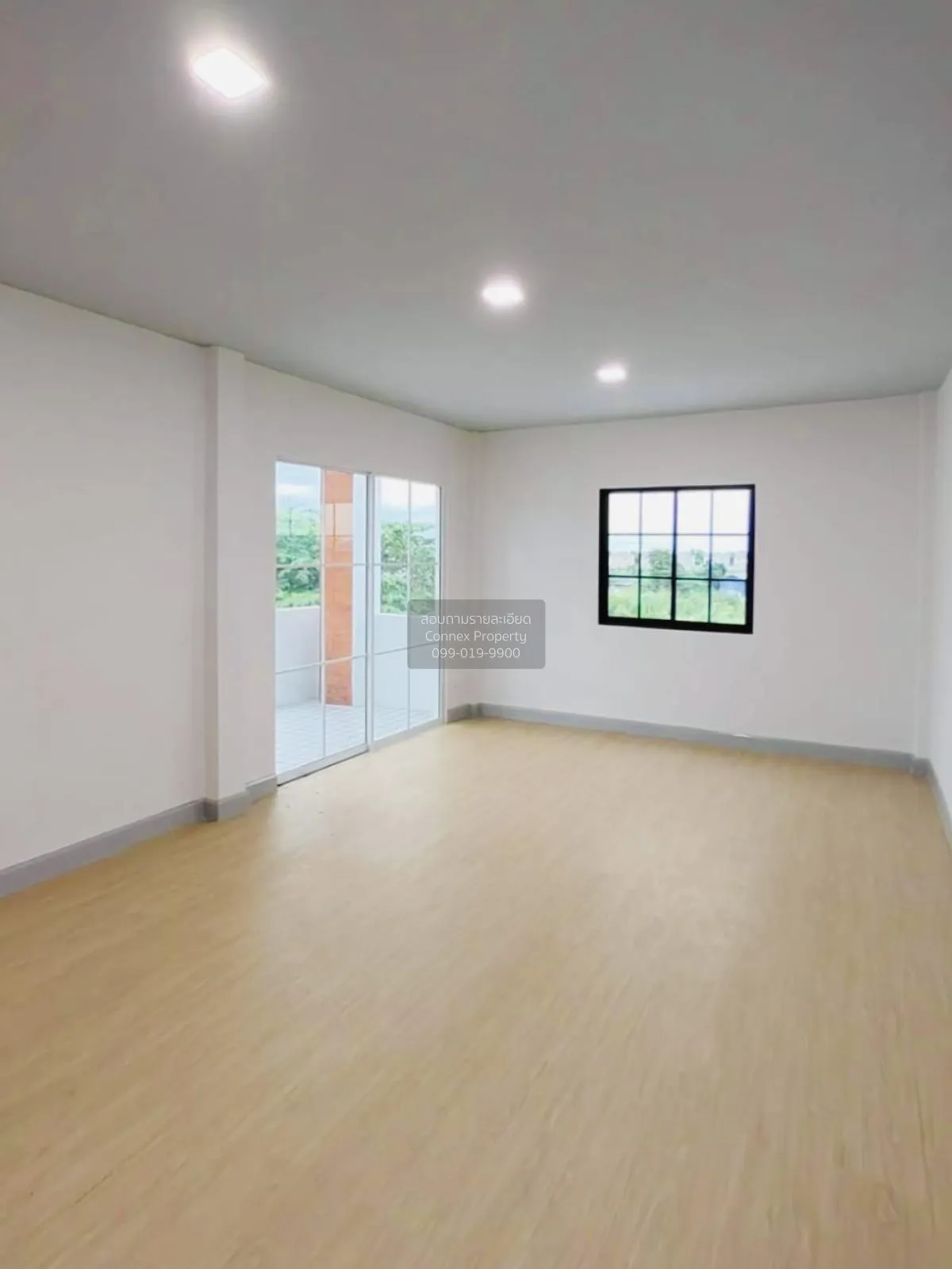 For Sale Townhouse/Townhome  , Siwarat 9 Bangbuathong , corner un