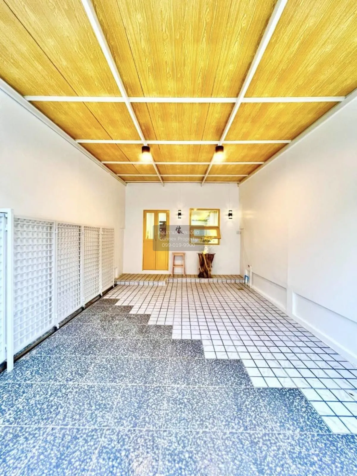 For Sale Townhouse/Townhome  , Baan Tawanna Chatuchot 12 , newly  2