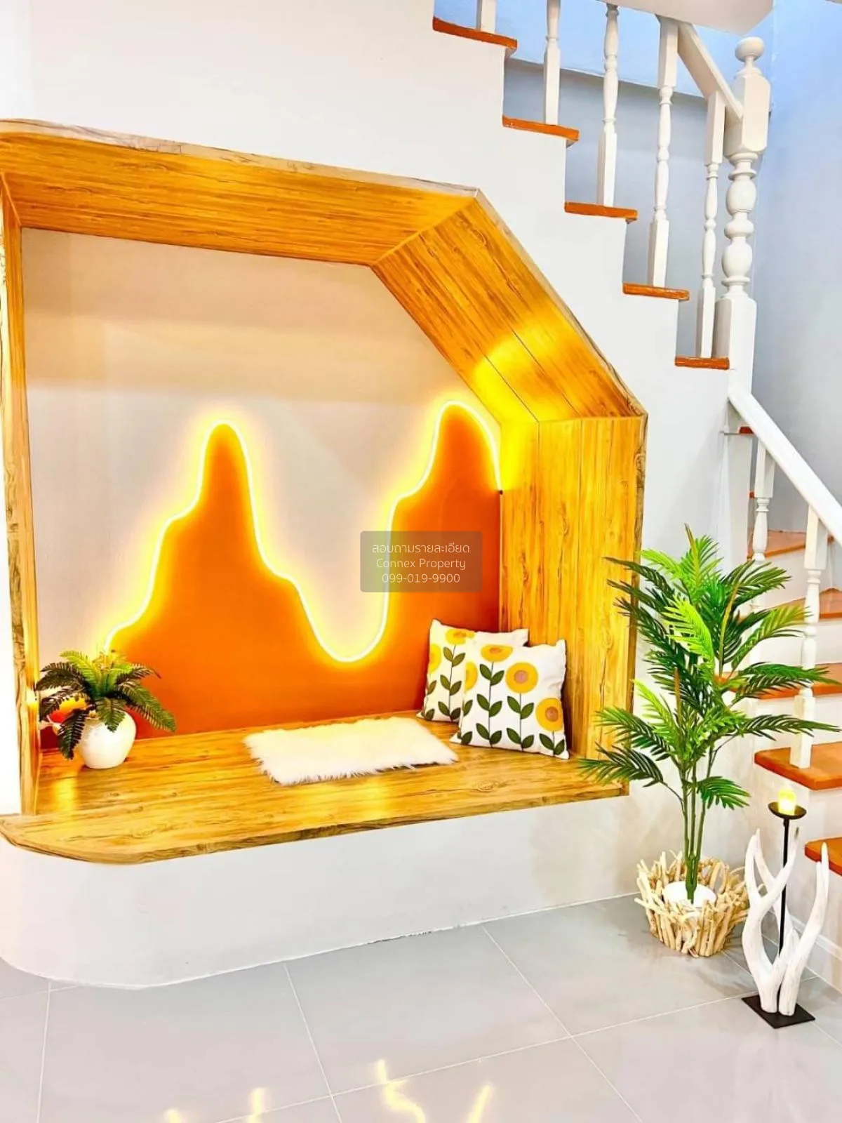 For Sale Townhouse/Townhome  , Baan Tawanna Chatuchot 12 , newly 