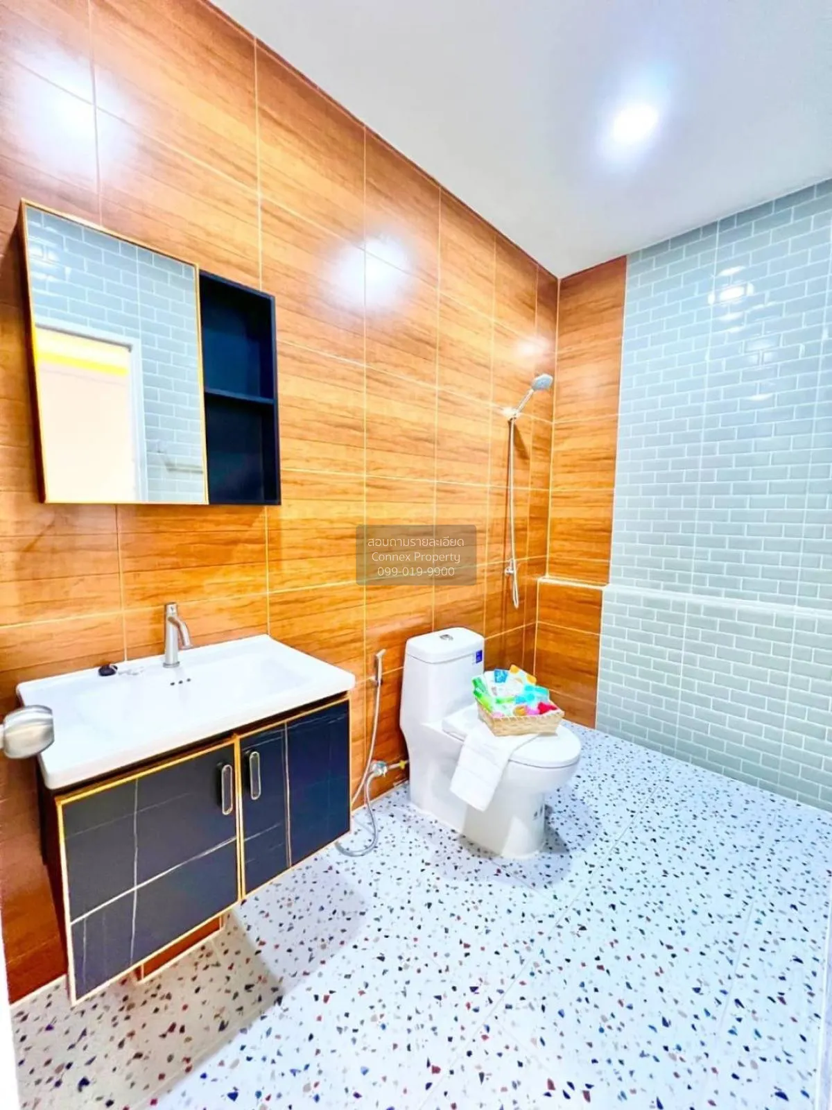 ขายทาวน์เฮ้าส์/ทาวน์โฮม  สิรารมย์ บางบัวทอง ห้องมุม รีโนเวทใหม่ พ