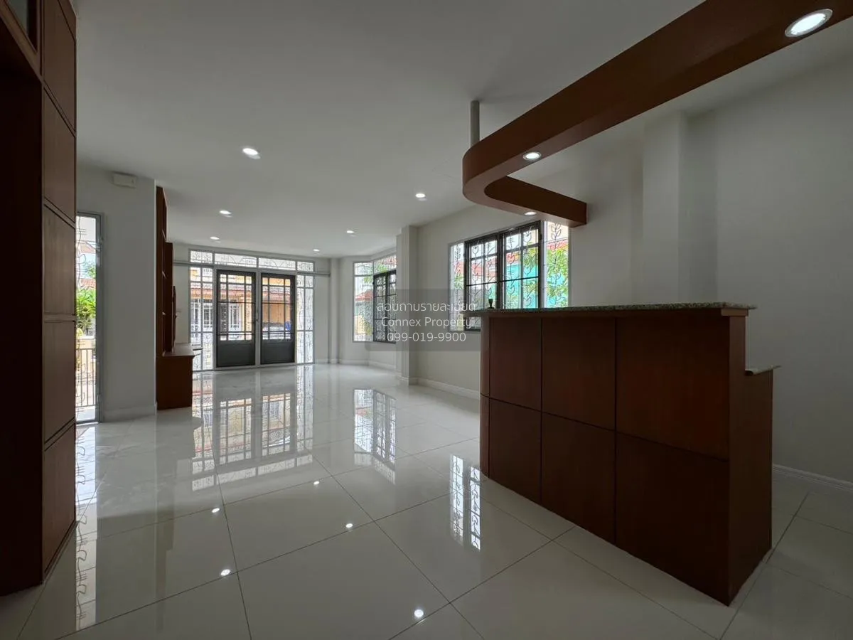 For Sale House , Vararom Prachauthit 98 , newly renovated , Thung