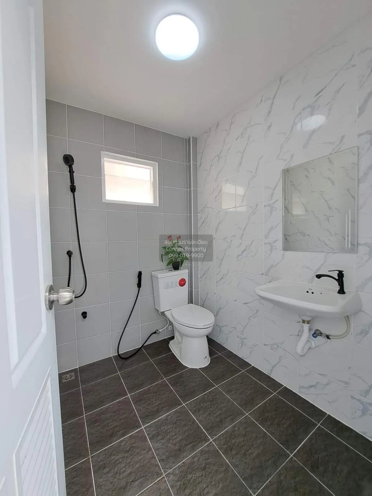 For Sale Townhouse/Townhome  , Baan Tawanthong , Nong Khaem , Non