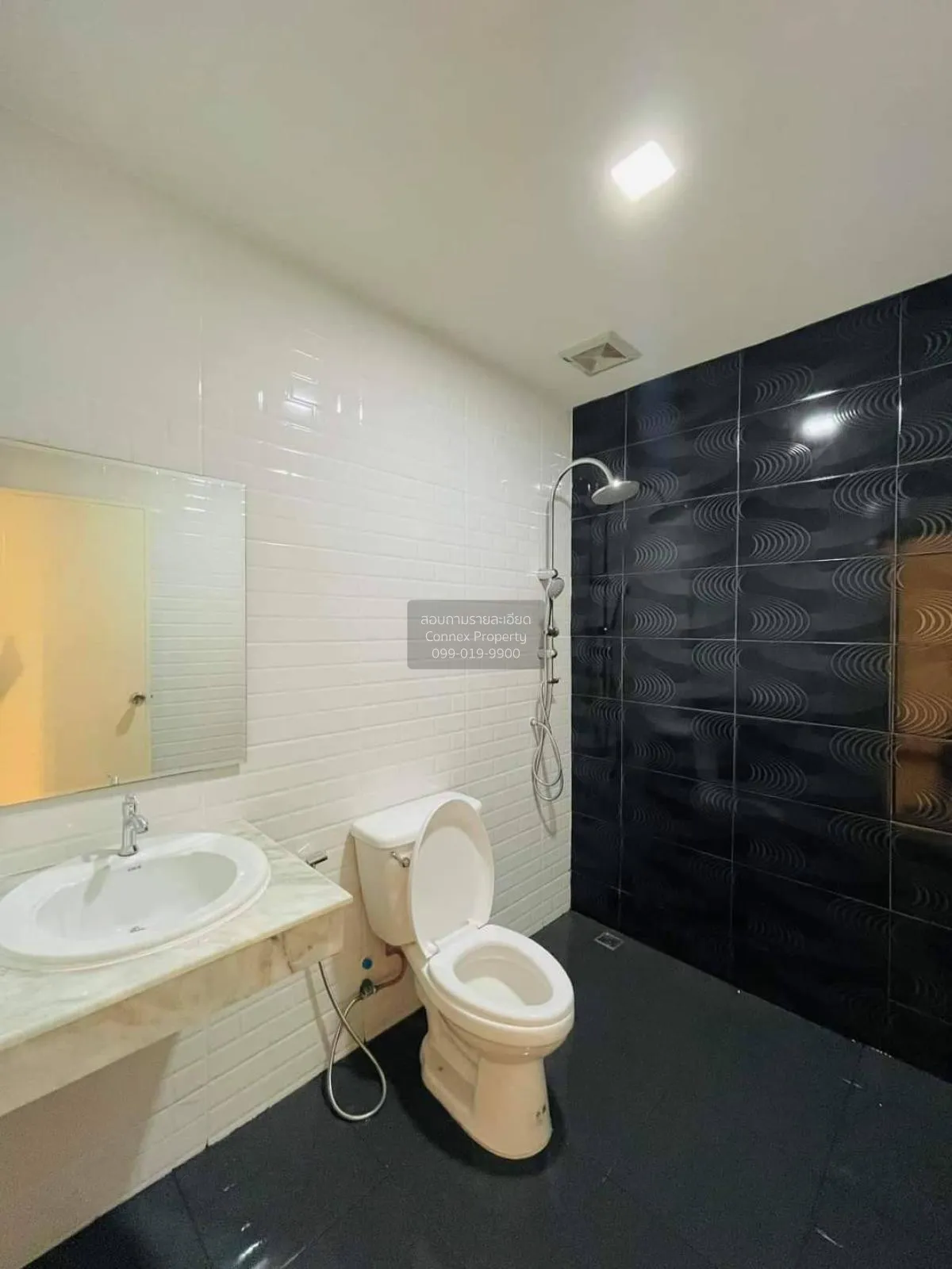 For Sale Townhouse/Townhome  , Busachart Bang Bua Thong , Bang Ra