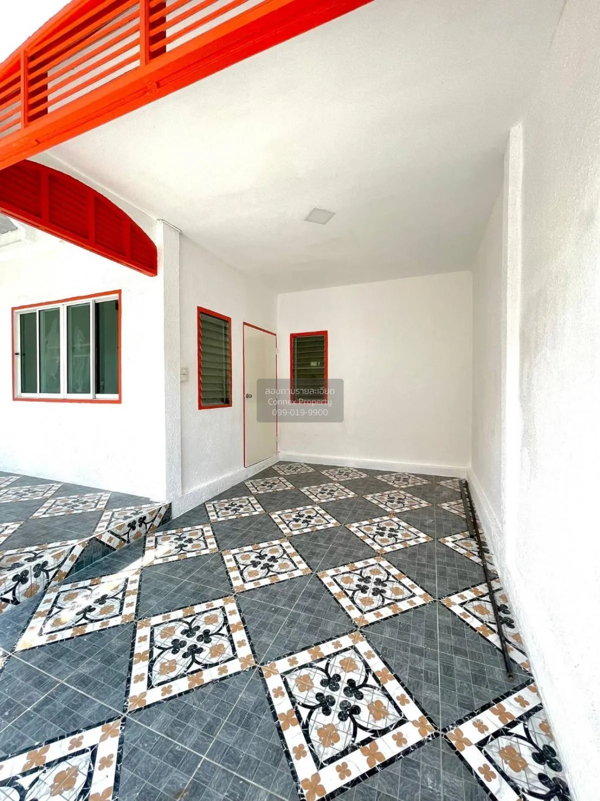 ขายทาวน์เฮ้าส์/ทาวน์โฮม  บ้านพรธิสาร 5 ลำผักกูด ธัญบุรี ปทุมธานี  2