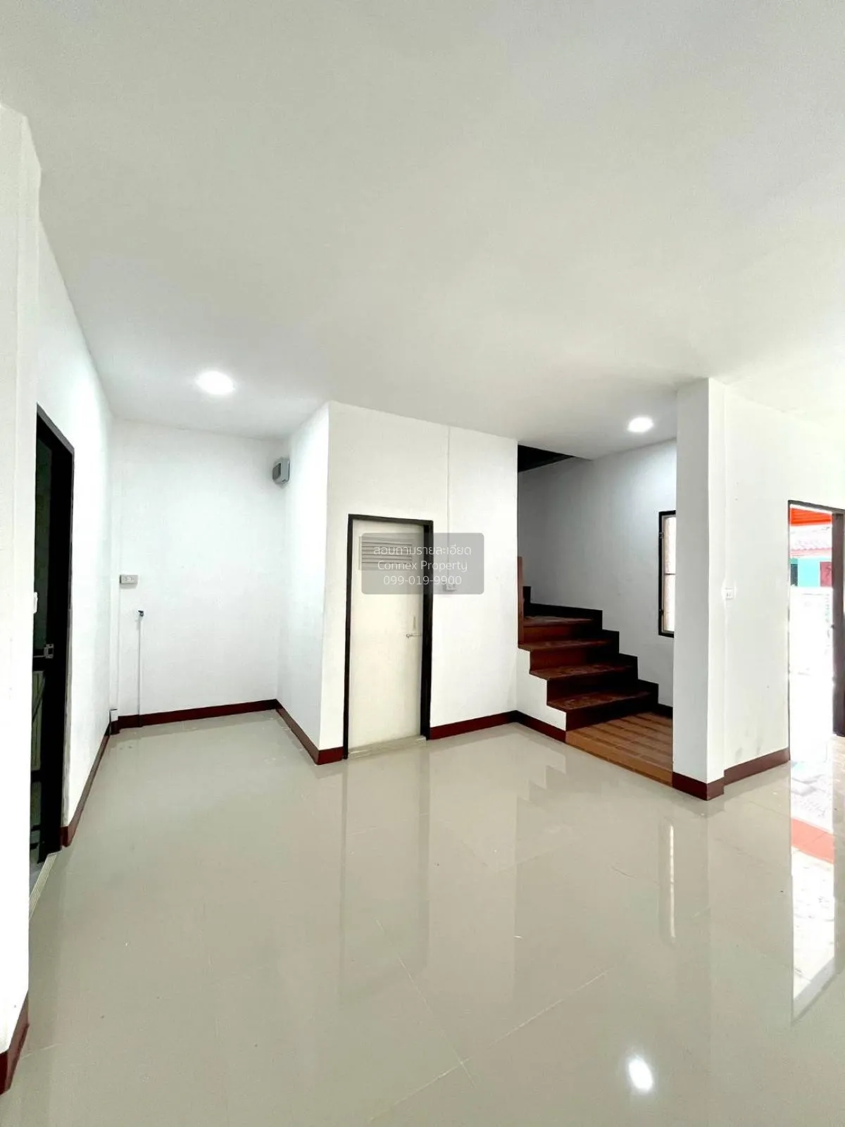 ขายทาวน์เฮ้าส์/ทาวน์โฮม  บ้านพรธิสาร 5 ลำผักกูด ธัญบุรี ปทุมธานี 