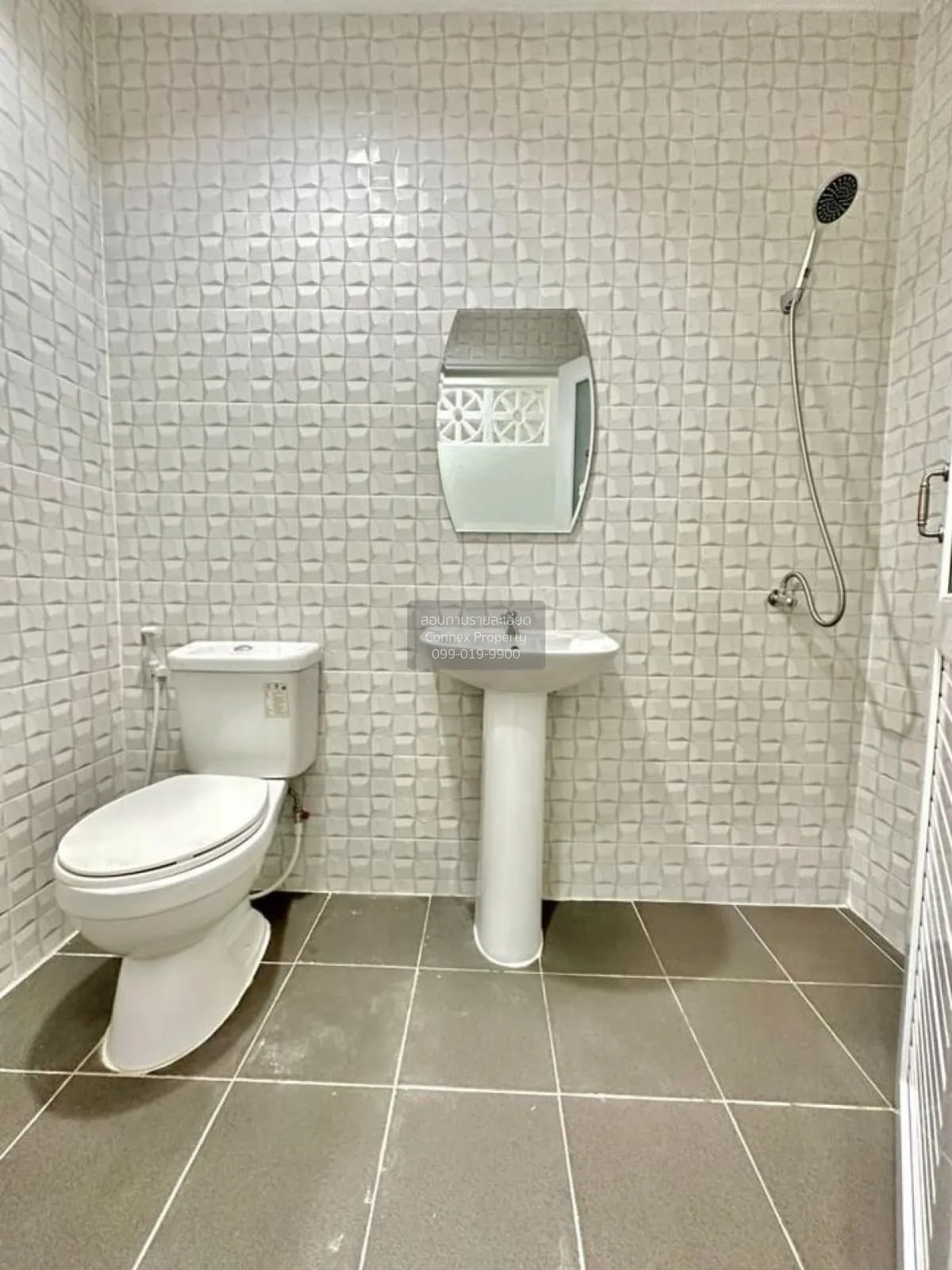 ขายทาวน์เฮ้าส์/ทาวน์โฮม  บ้านพิมลราช 4 ไทรน้อย ไทรน้อย นนทบุรี CX